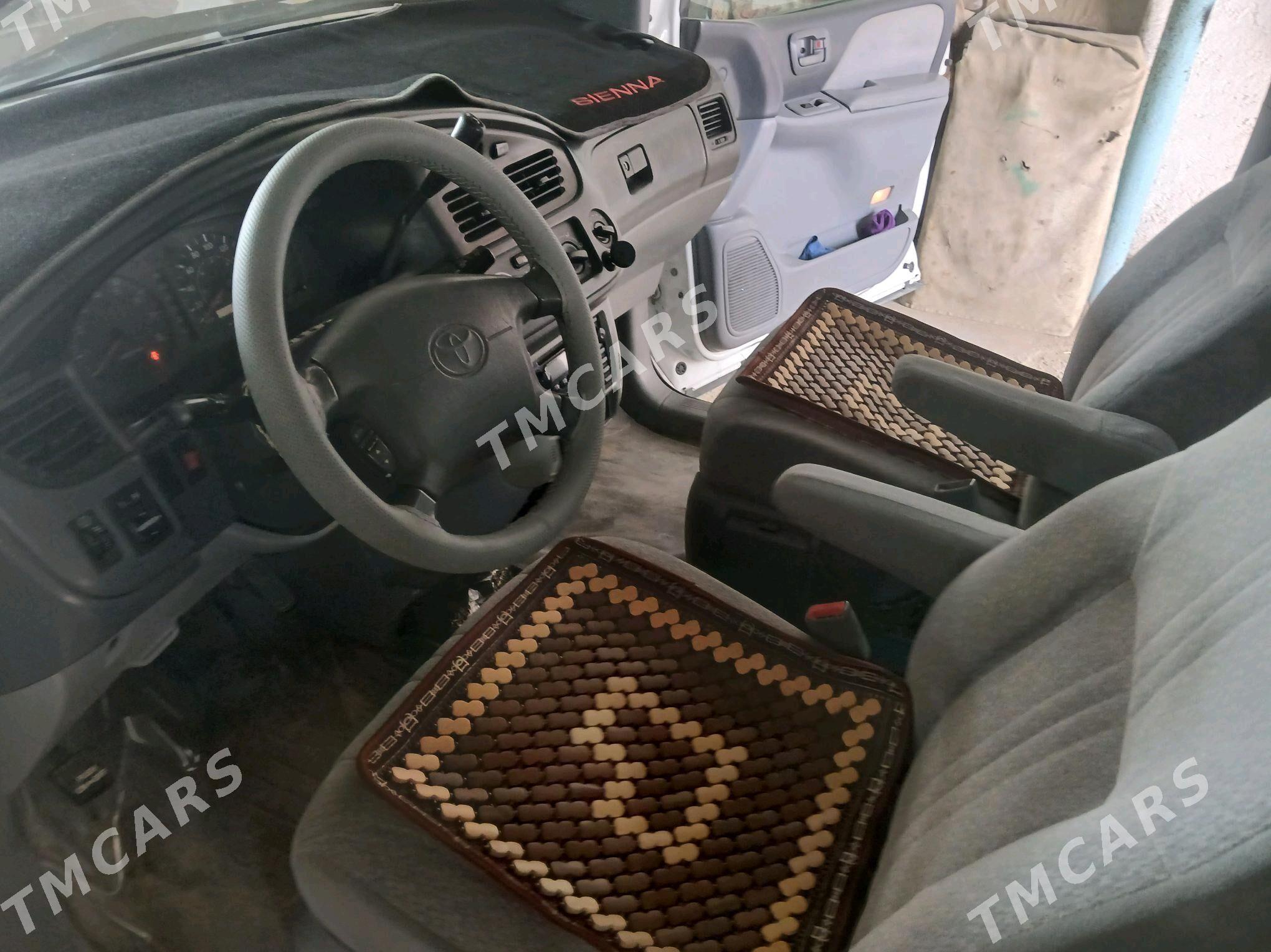 Toyota Sienna 2001 - 150 000 TMT - Esenguly - img 8