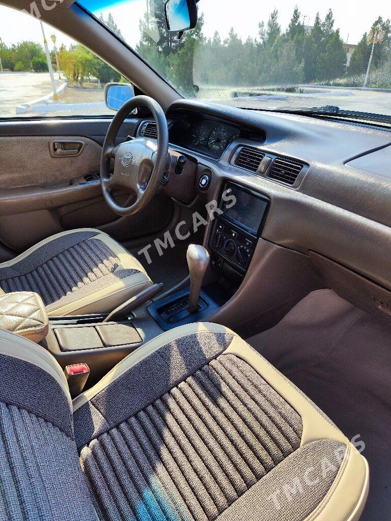 Toyota Camry 2000 - 133 000 TMT - Койтендаг - img 5