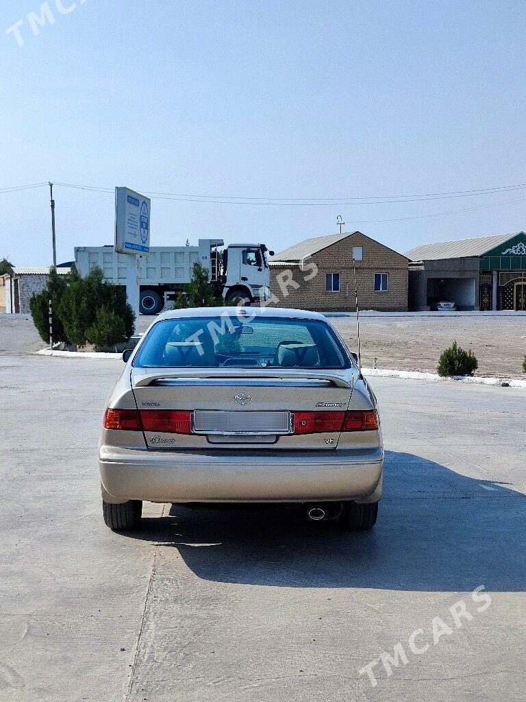 Toyota Camry 2000 - 133 000 TMT - Койтендаг - img 9