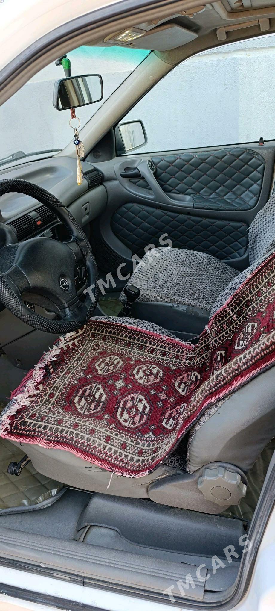 Opel Astra 1992 - 34 000 TMT - Болдумсаз - img 8