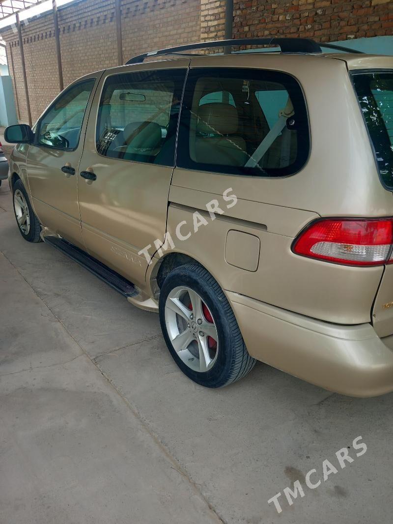 Toyota Sienna 2003 - 160 000 TMT - Bäherden - img 2