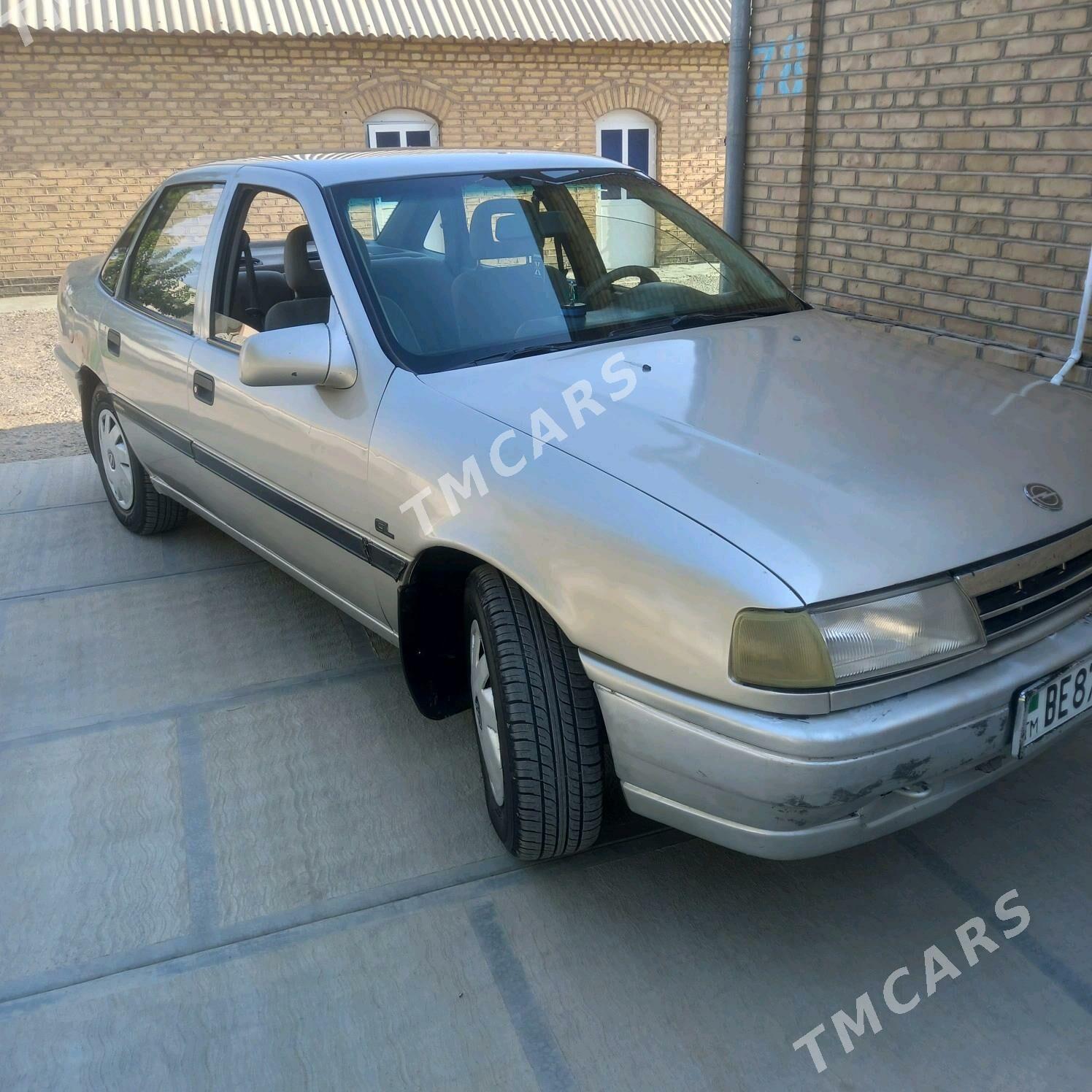 Opel Vectra 1991 - 41 000 TMT - Mary - img 2