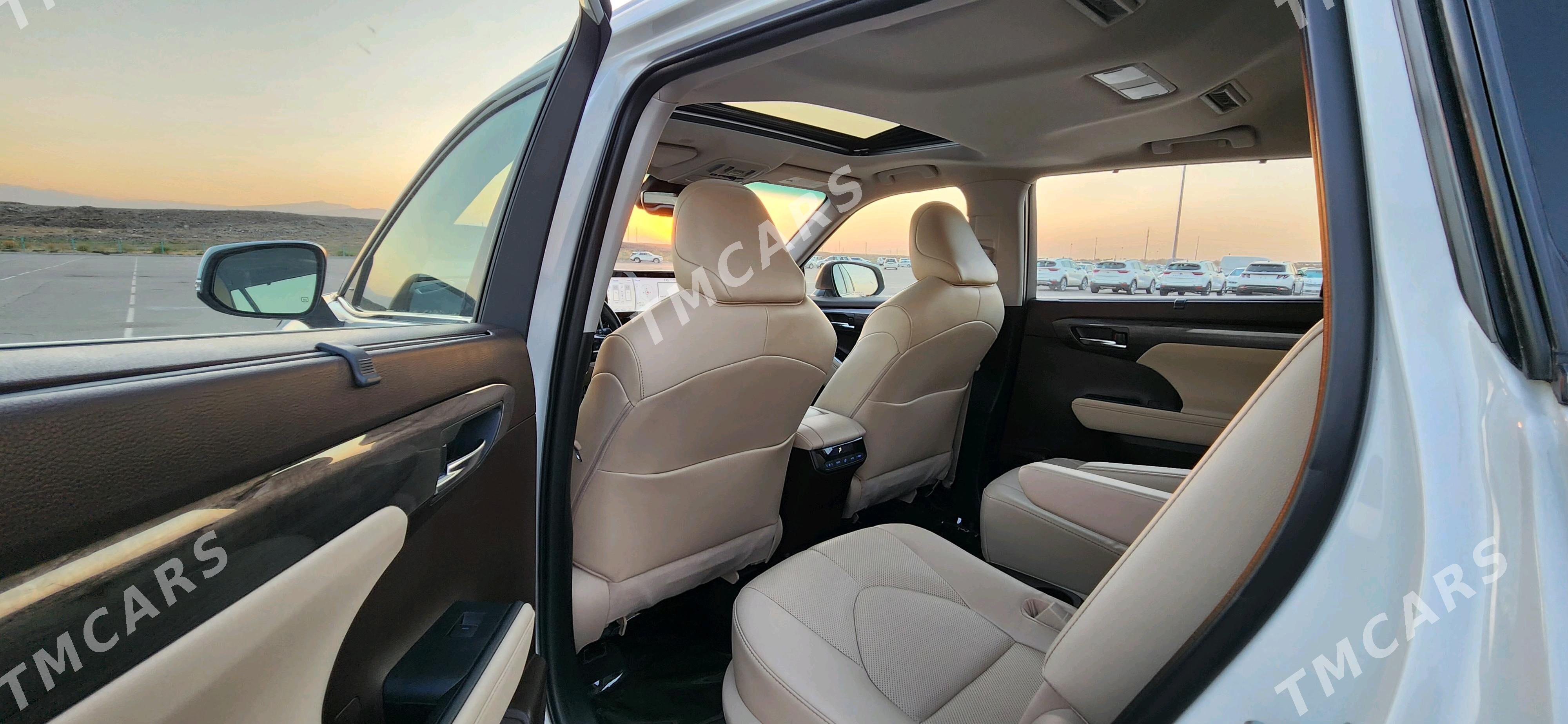 Toyota Highlander 2022 - 658 000 TMT - Aşgabat - img 7