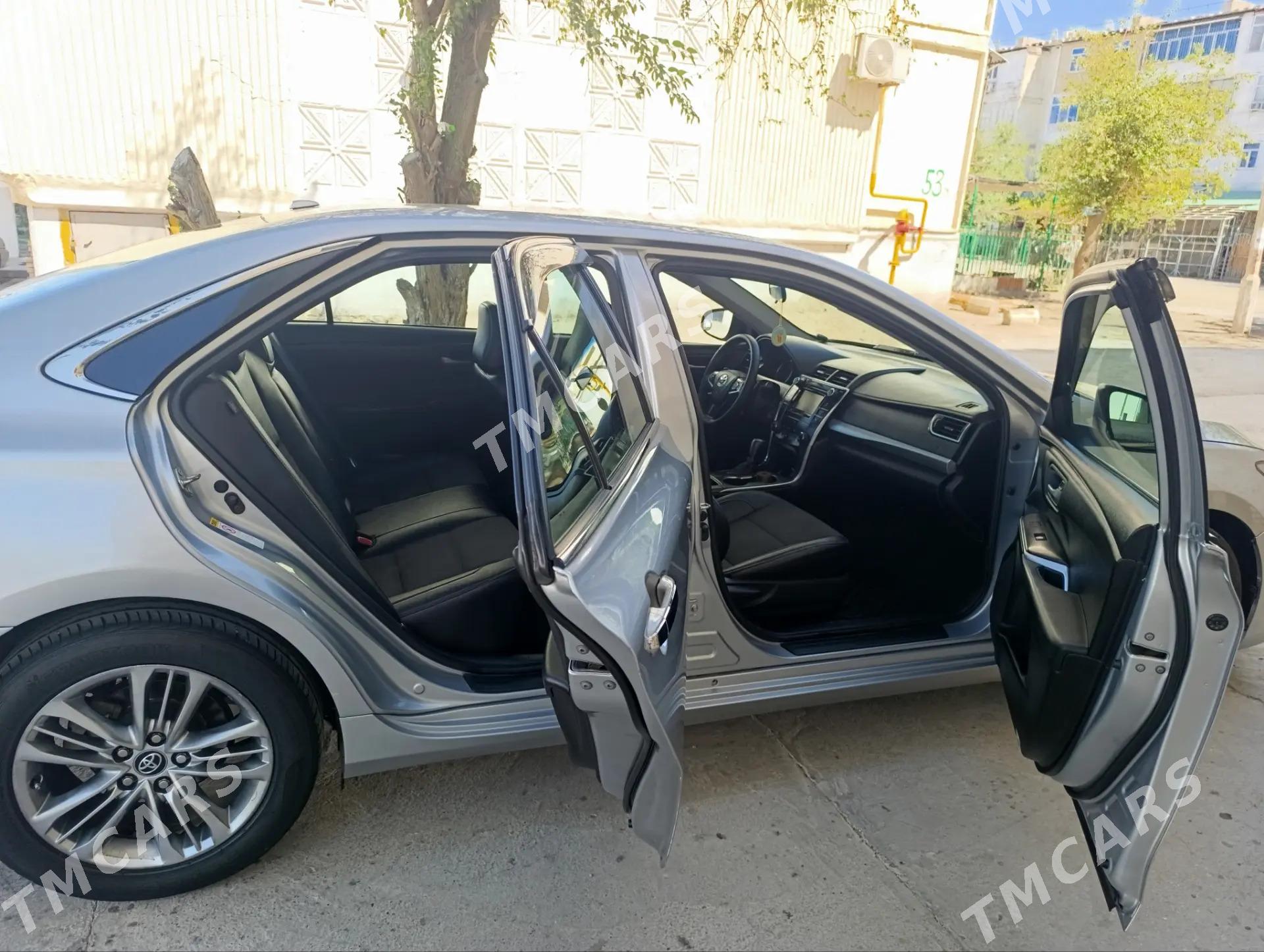 Toyota Camry 2016 - 285 000 TMT - Туркменабат - img 4