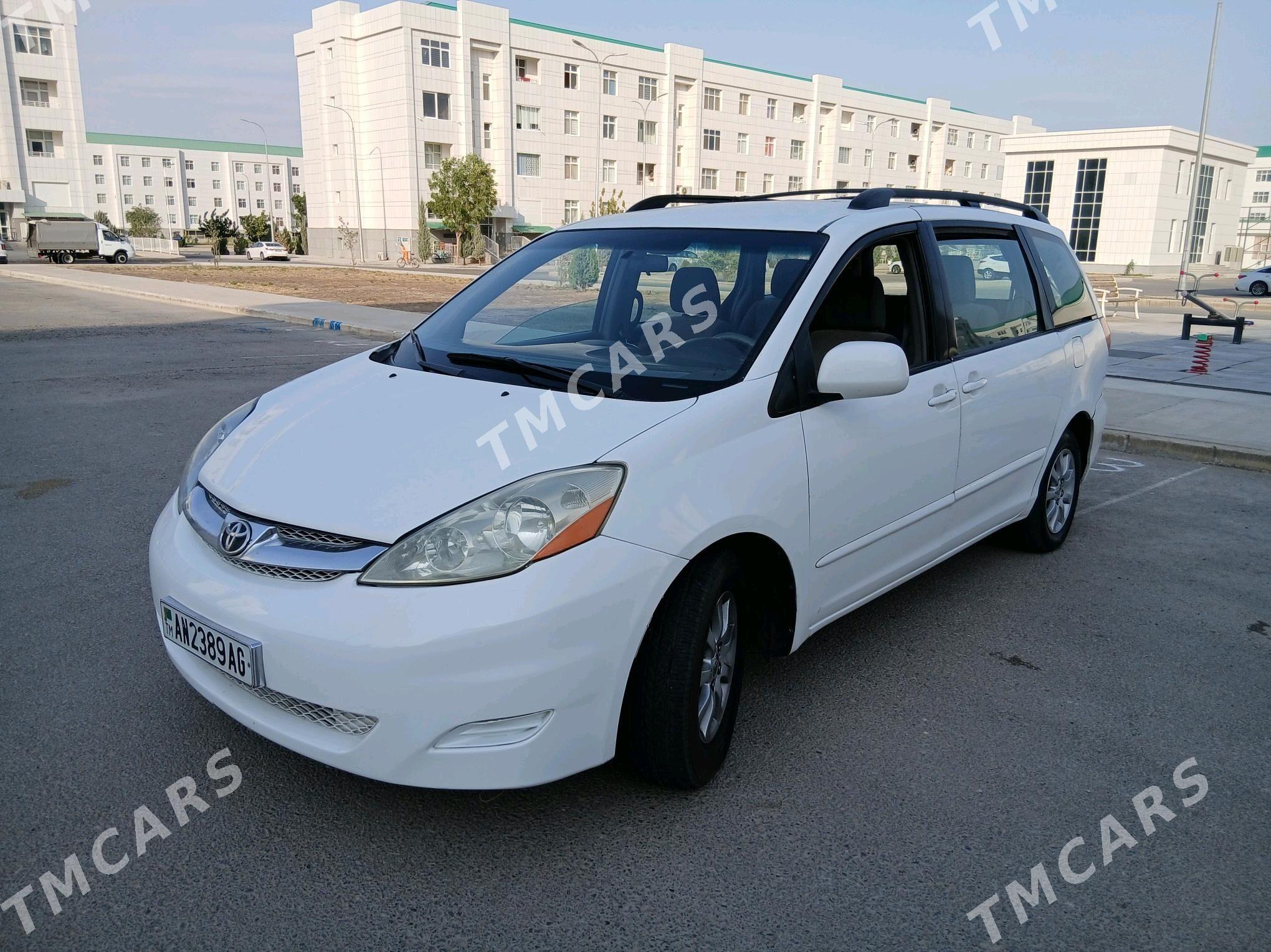 Toyota Sienna 2009 - 240 000 TMT - Хитровка - img 4