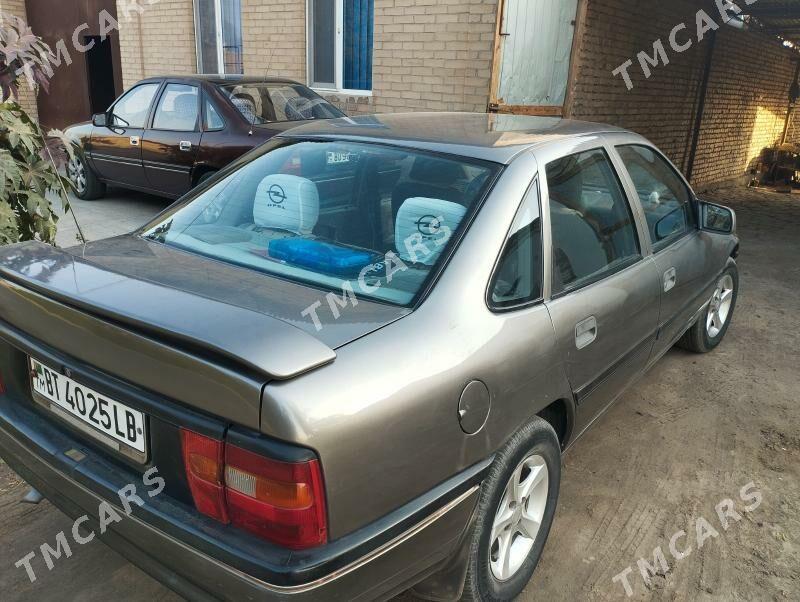 Opel Vectra 1990 - 46 000 TMT - Чарджоу - img 6