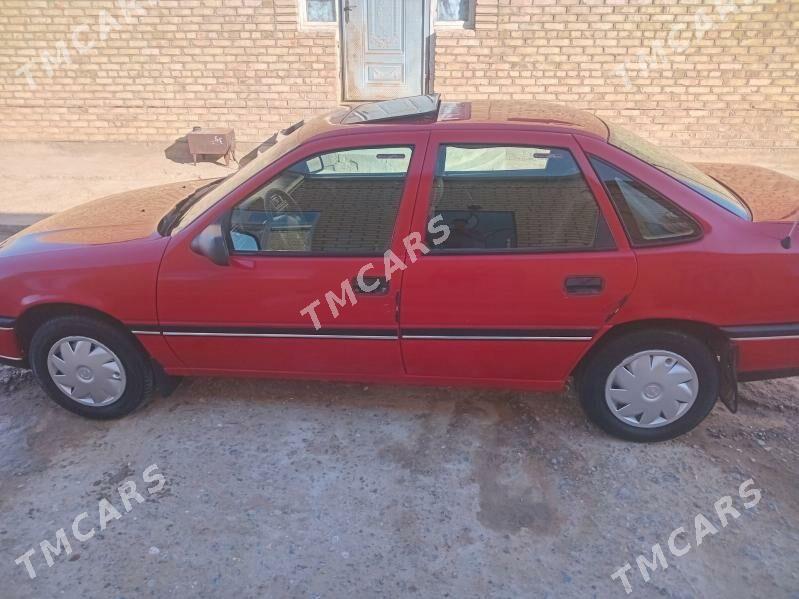 Opel Vectra 1992 - 30 000 TMT - Mary - img 4