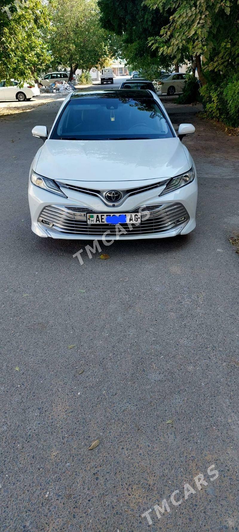 Toyota Camry 2019 - 420 000 TMT - Aşgabat - img 2