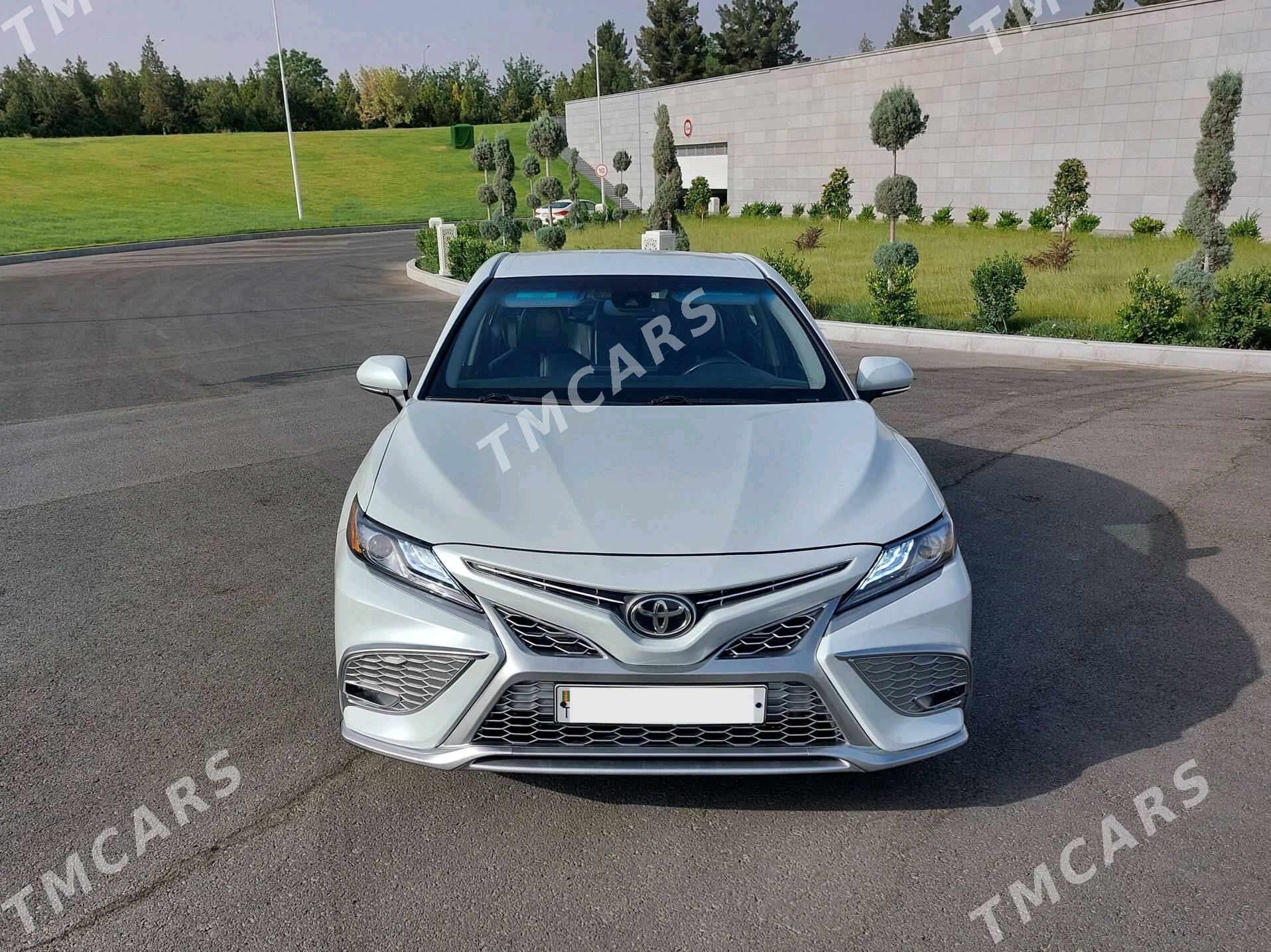 Toyota Camry 2022 - 330 000 TMT - Büzmeýin - img 2