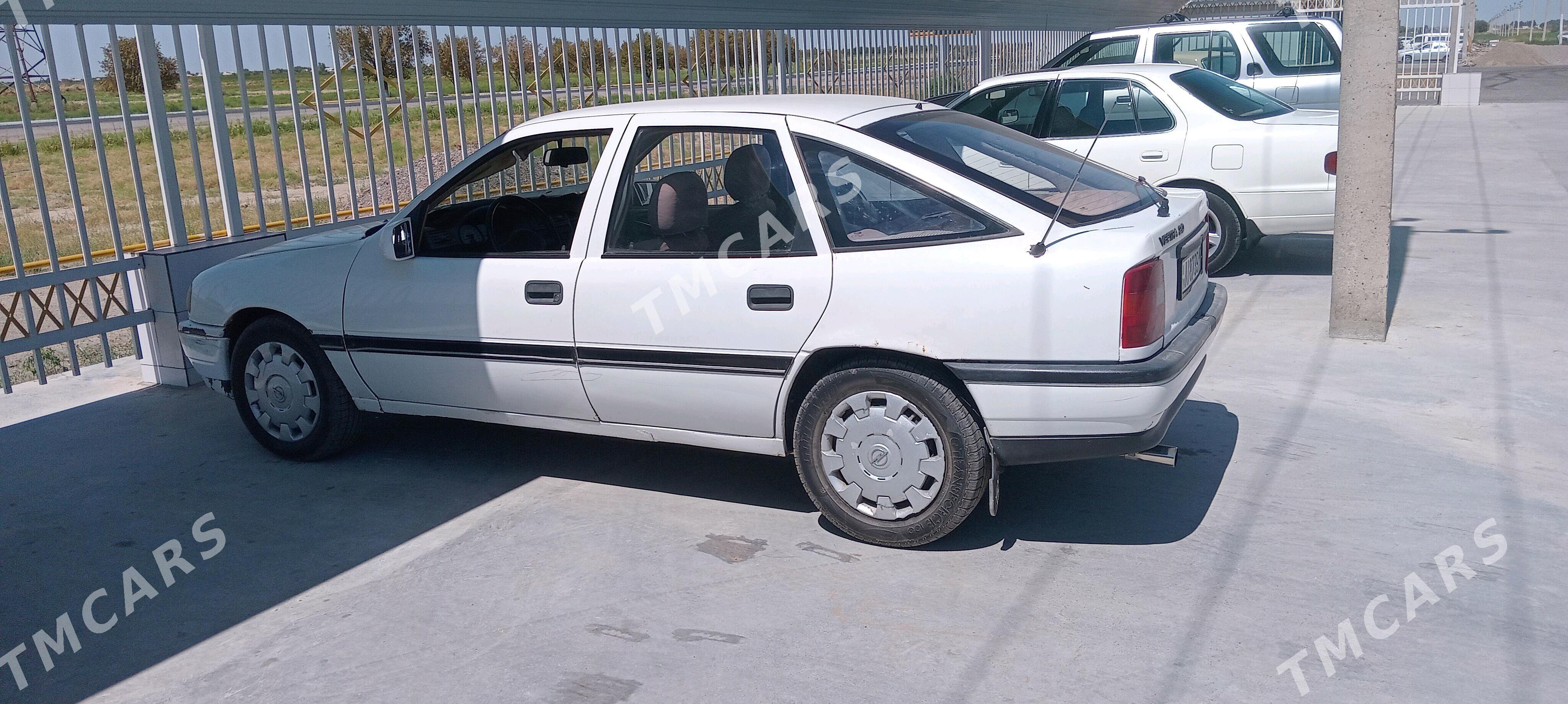 Opel Vectra 1992 - 23 000 TMT - Wekilbazar - img 3