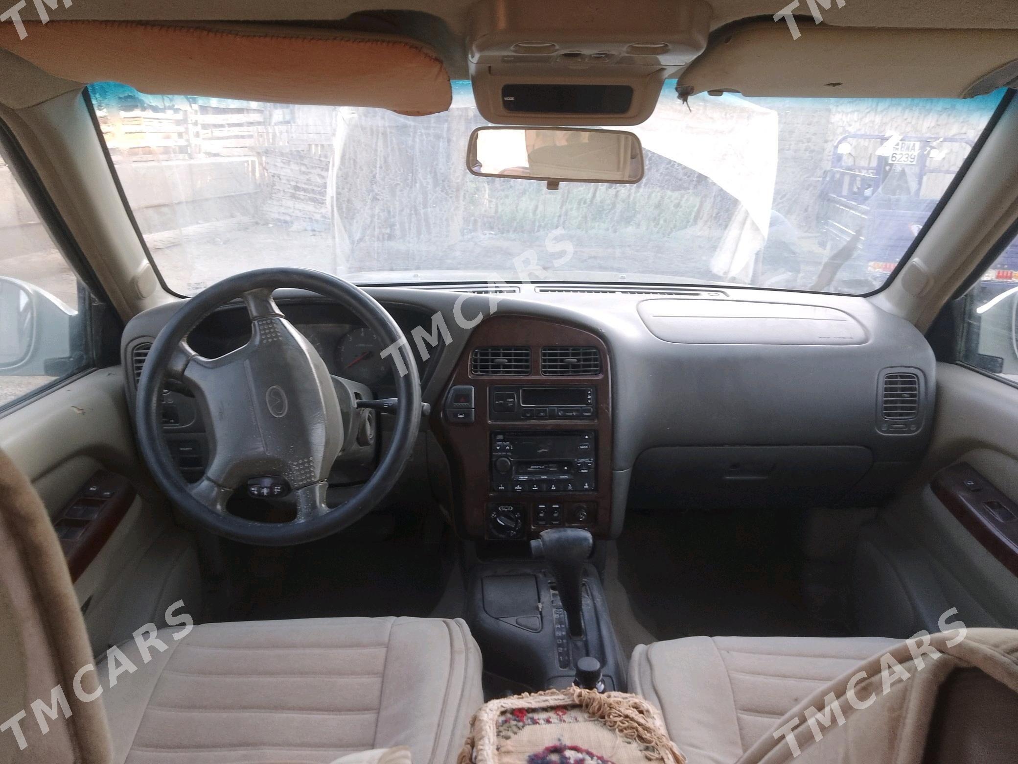 Infiniti QX4 1999 - 35 000 TMT - Джебел - img 6