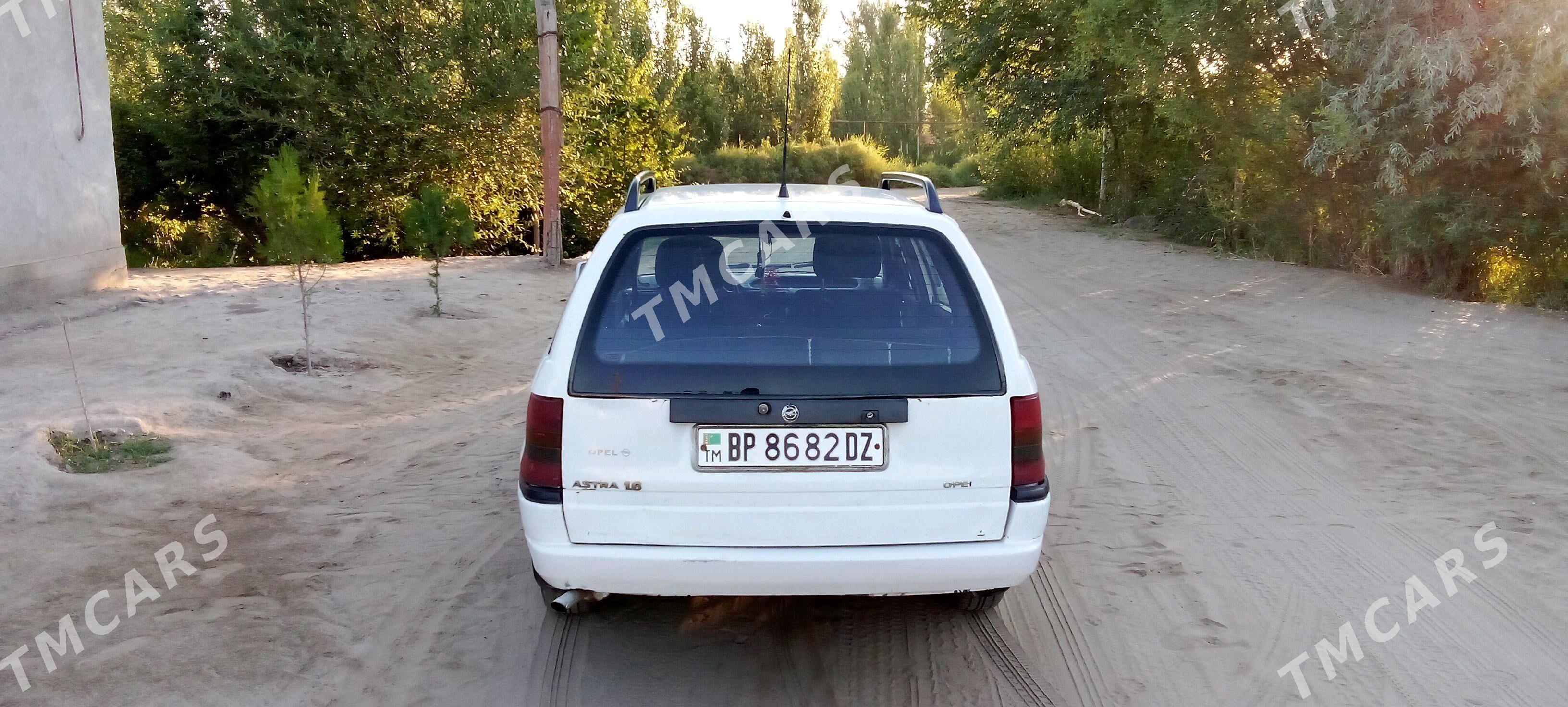 Opel Astra 1993 - 40 000 TMT - Губадаг - img 7