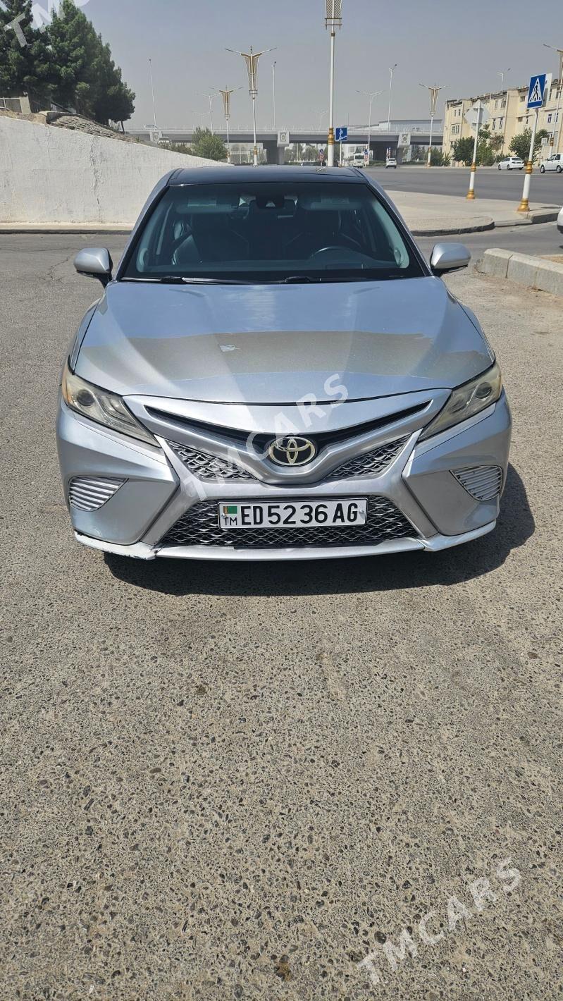 Toyota Camry 2018 - 420 000 TMT - Aşgabat - img 6