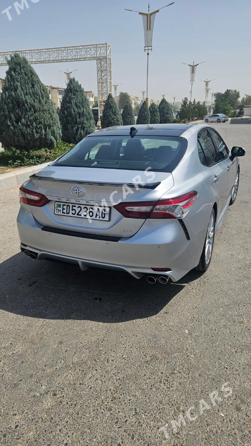 Toyota Camry 2018 - 420 000 TMT - Aşgabat - img 2