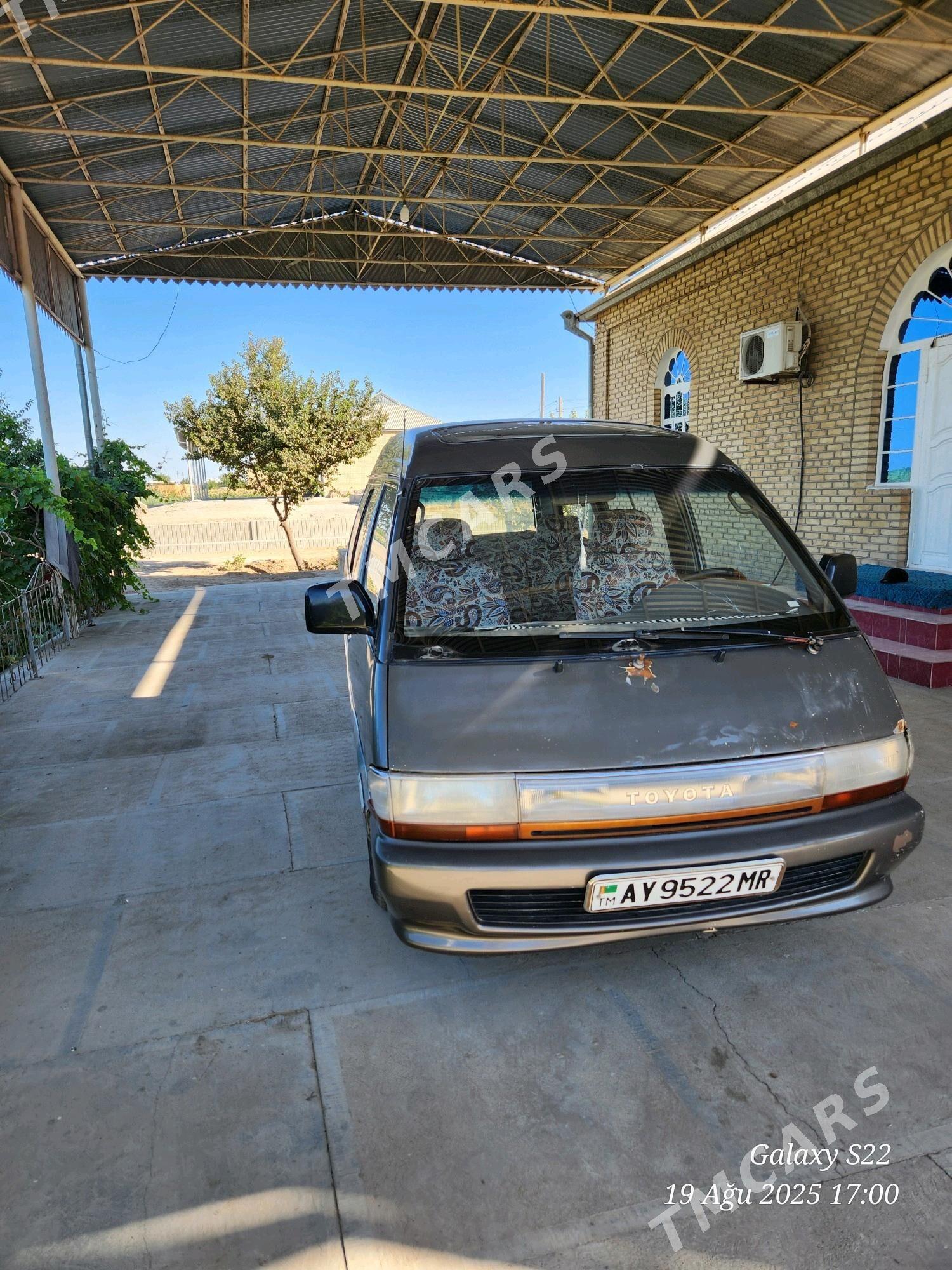 Toyota Town Ace 1991 - 25 000 TMT - Мары - img 3