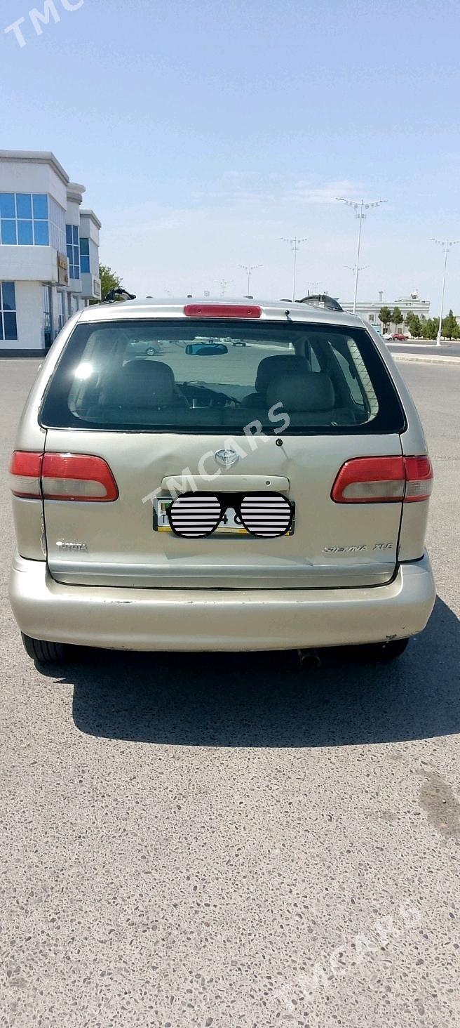 Toyota Sienna 2001 - 120 000 TMT - Мары - img 3
