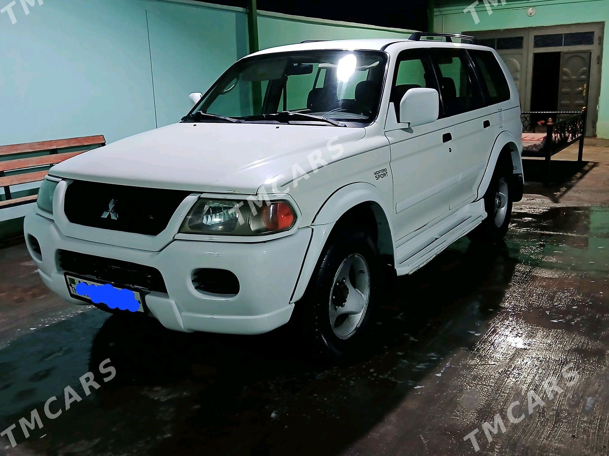 Mitsubishi Montero Sport 2000 - 95 000 TMT - Daşoguz - img 6