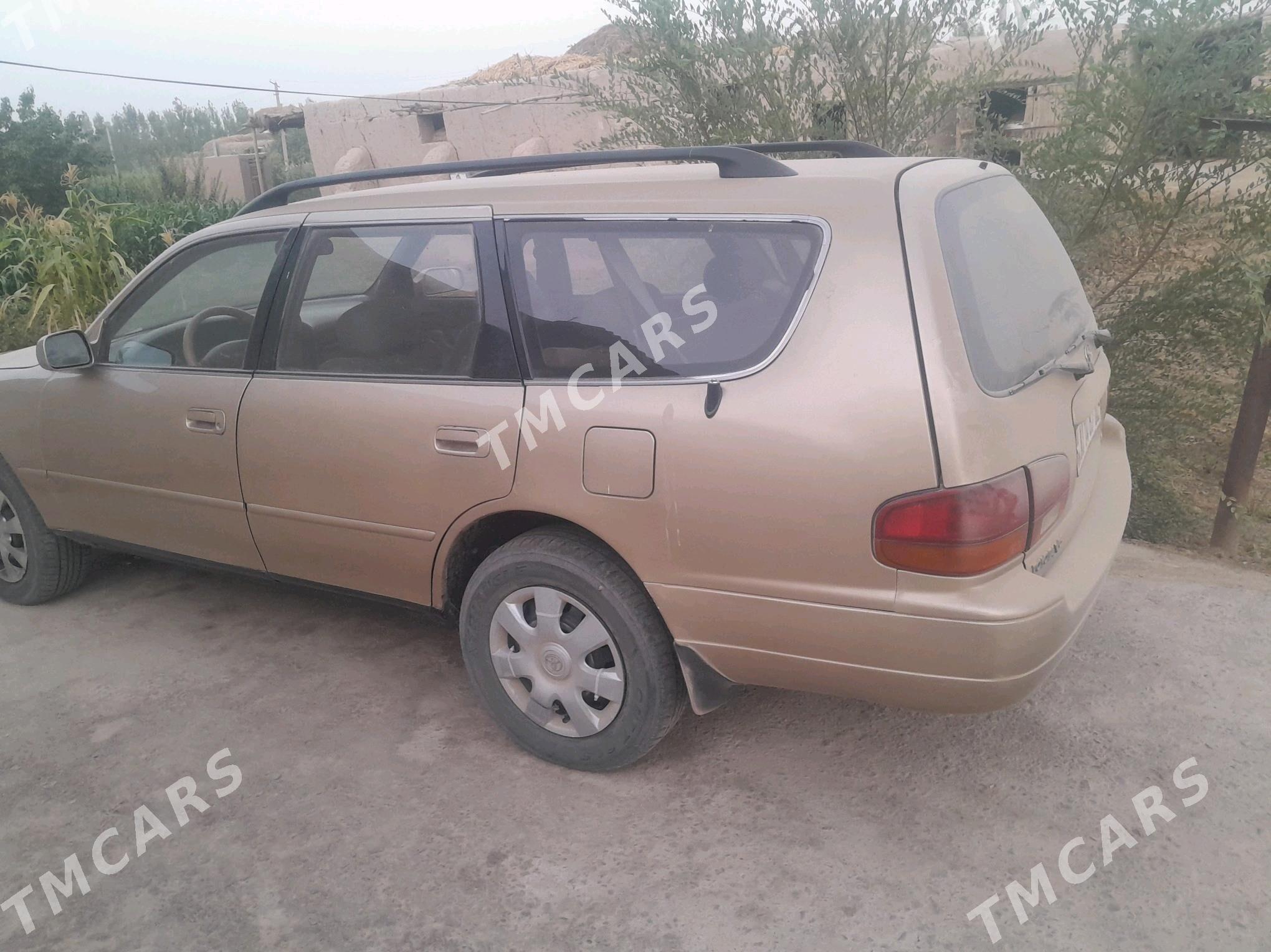 Toyota Camry 1993 - 75 000 TMT - Гурбансолтан Едже - img 2