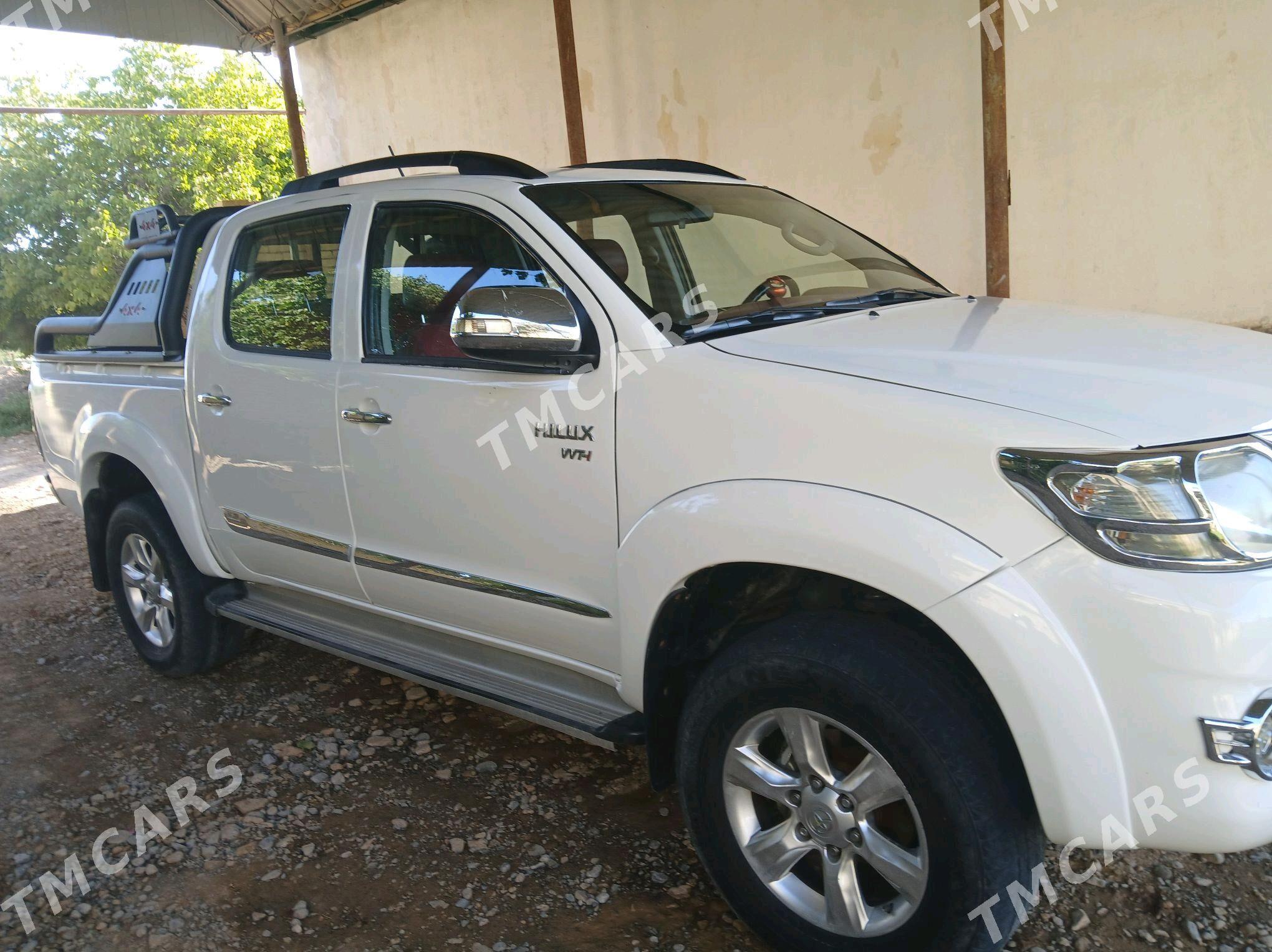 Toyota Hilux 2013 - 320 000 TMT - Köýtendag - img 6