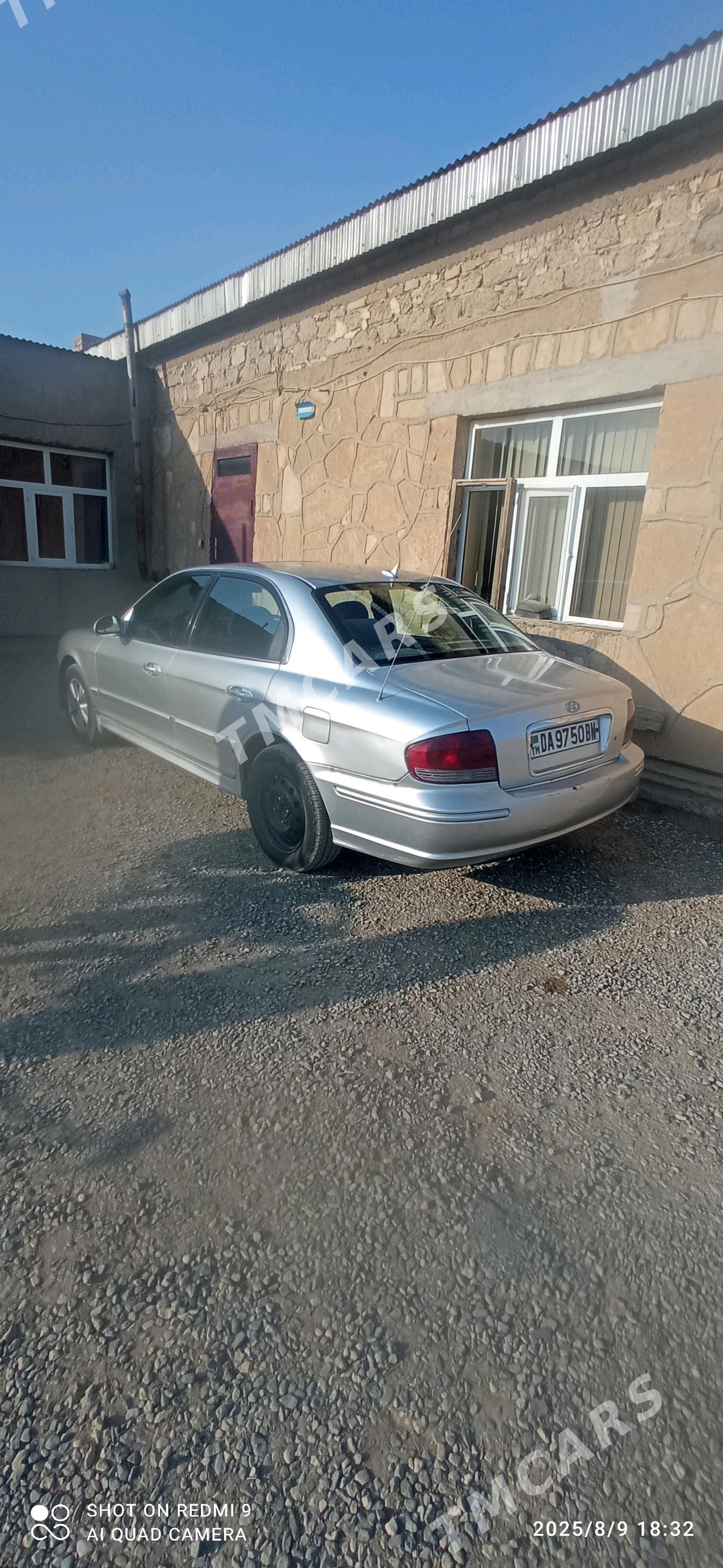 Hyundai Sonata 2002 - 46 000 TMT - Gyzylarbat - img 8