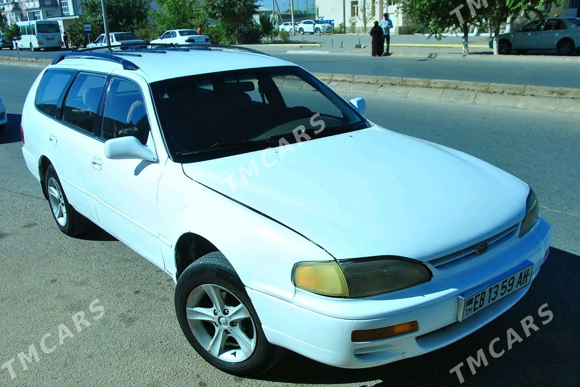 Toyota Camry 1995 - 65 000 TMT - Babadaýhan - img 4