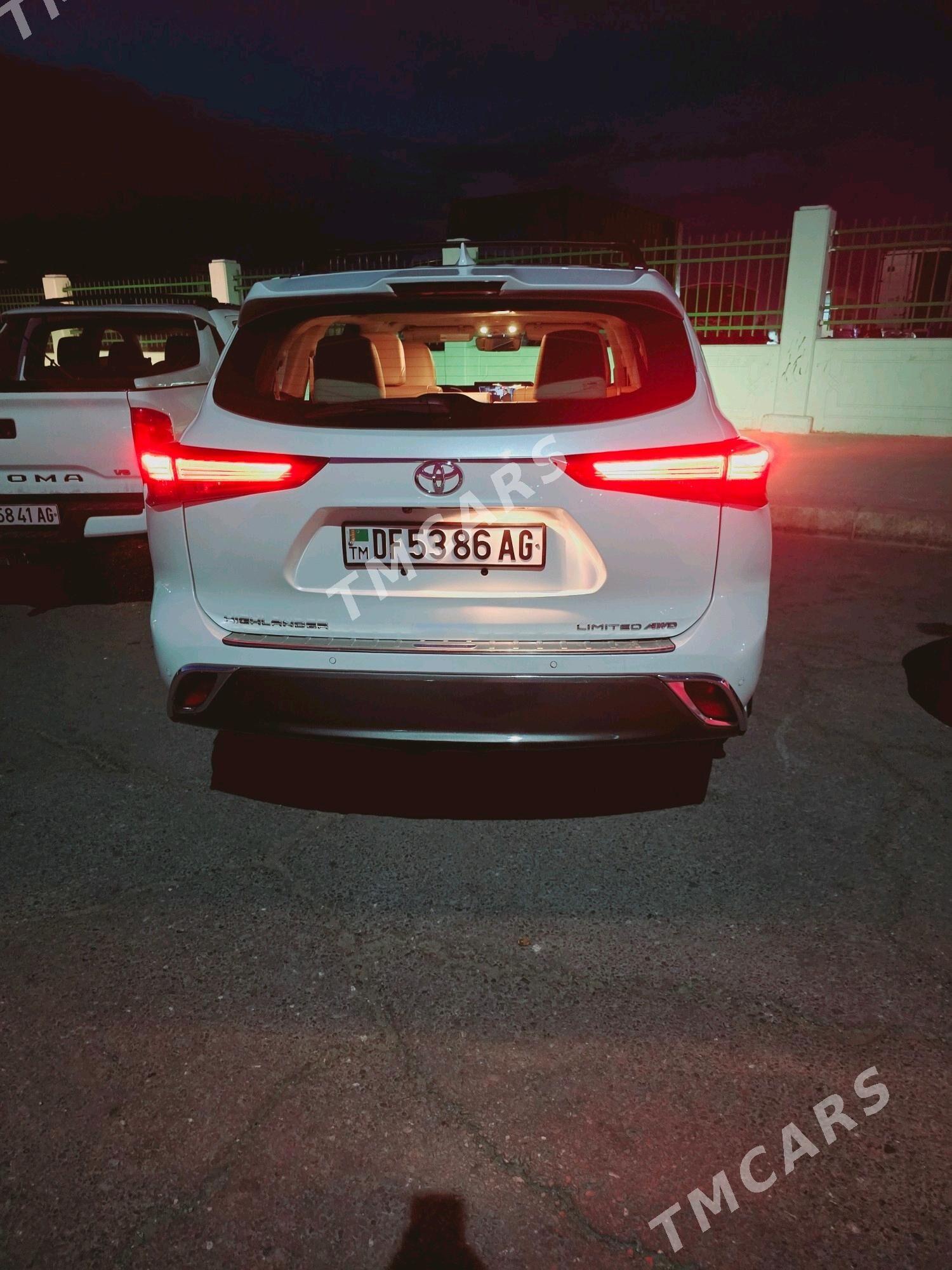 Toyota Highlander 2020 - 560 000 TMT - Ашхабад - img 4