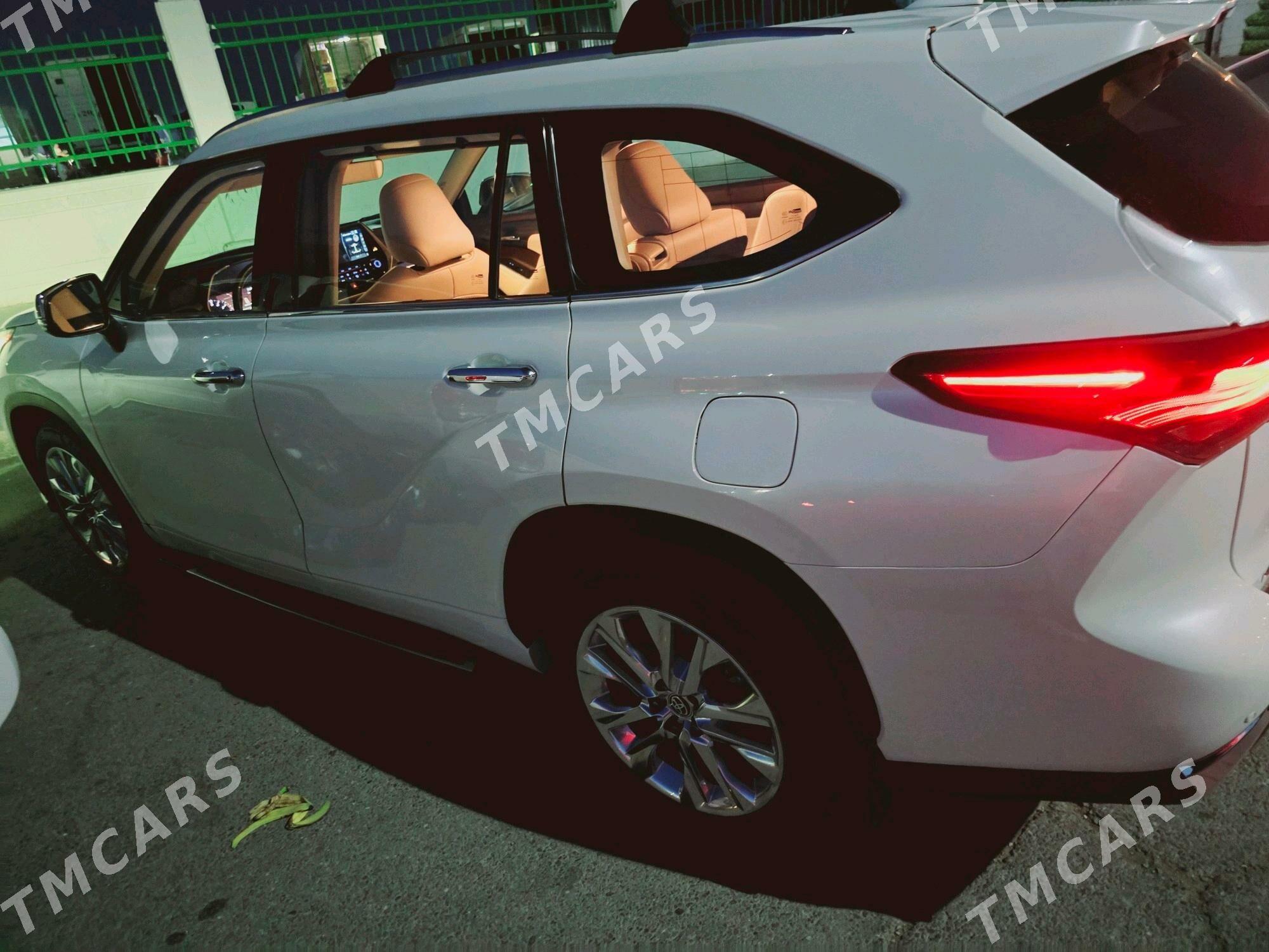 Toyota Highlander 2020 - 560 000 TMT - Ашхабад - img 9