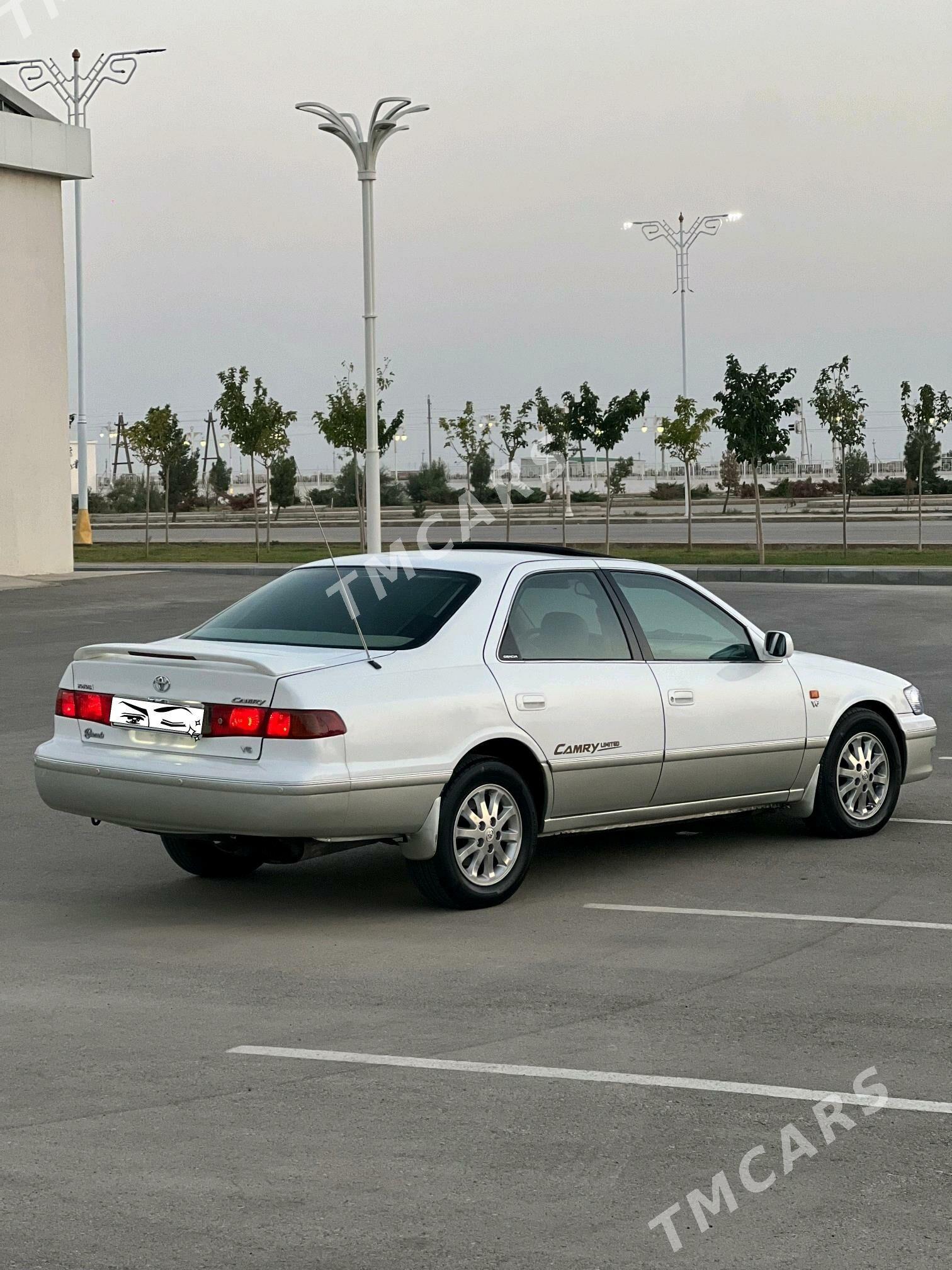 Toyota Camry 2000 - 170 000 TMT - Hazar - img 4