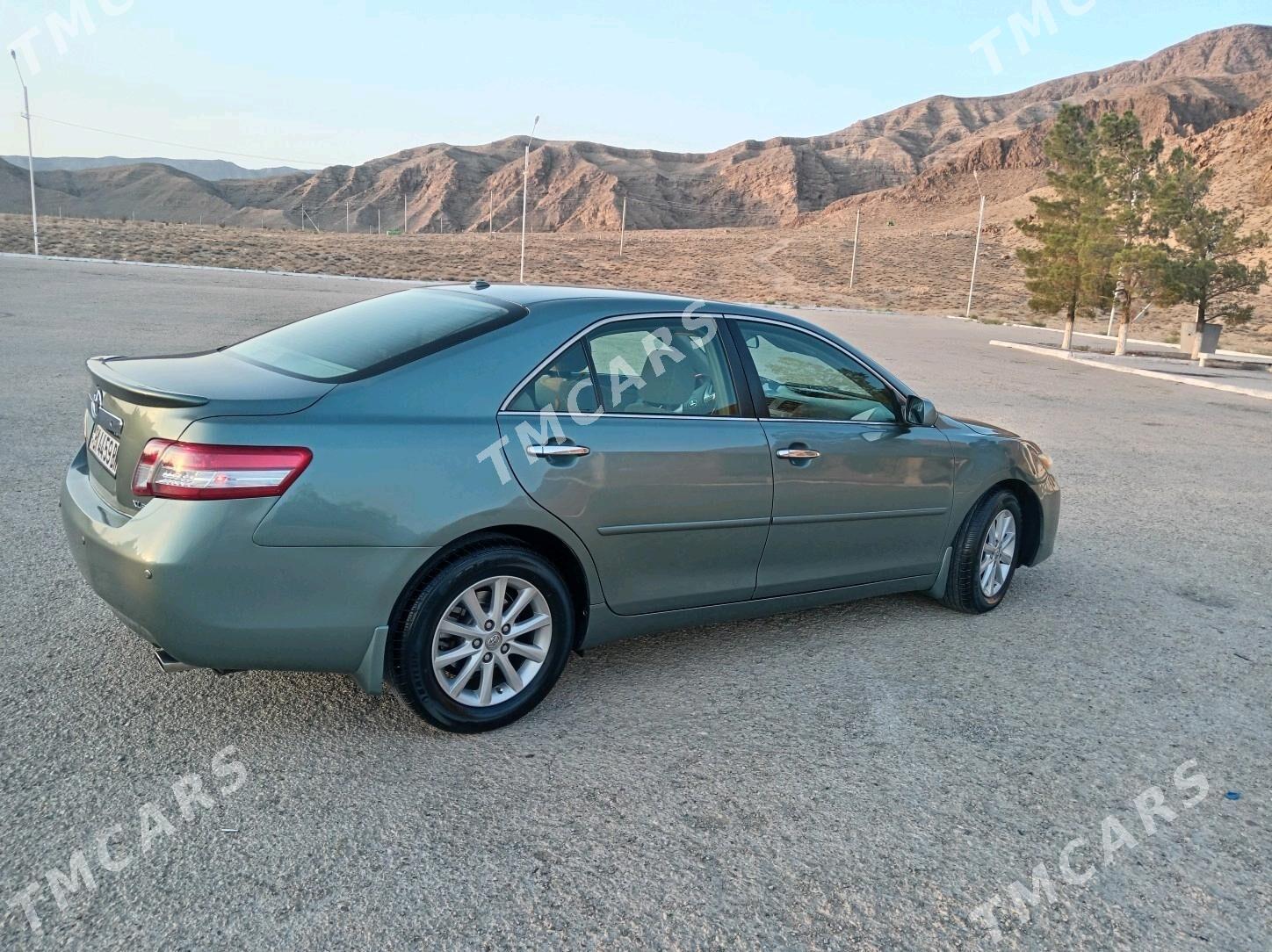 Toyota Camry 2010 - 210 000 TMT - Балканабат - img 9