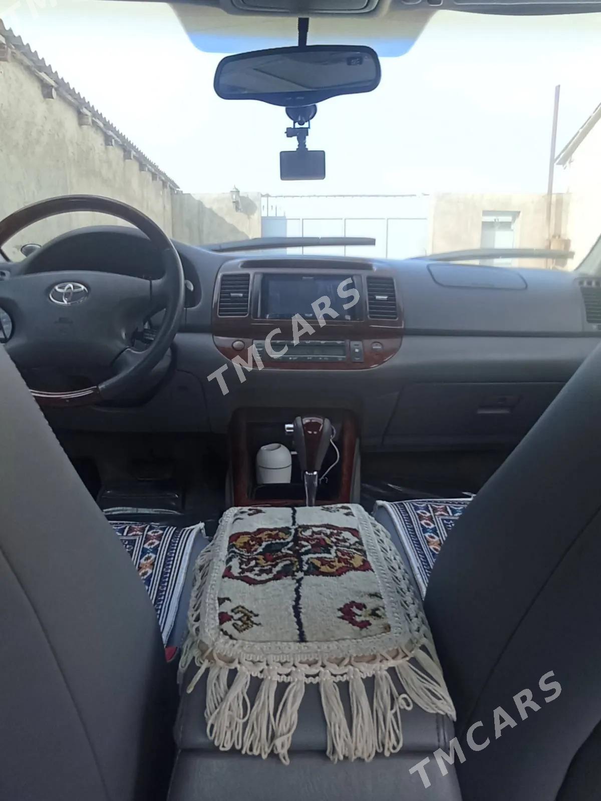 Toyota Camry 2004 - 190 000 TMT - Gyzylarbat - img 4