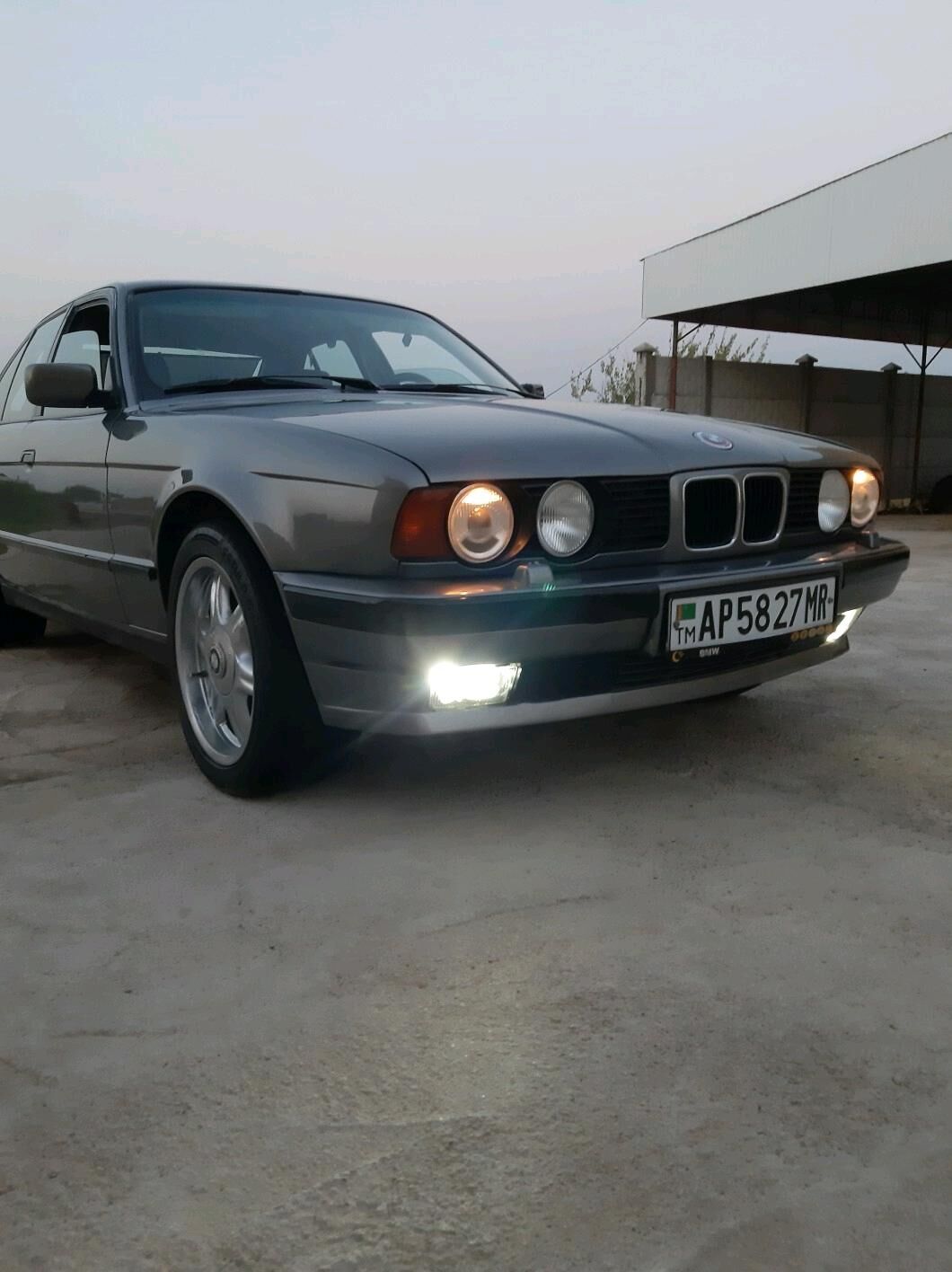 BMW 525 1990 - 65 000 TMT - Мары - img 8