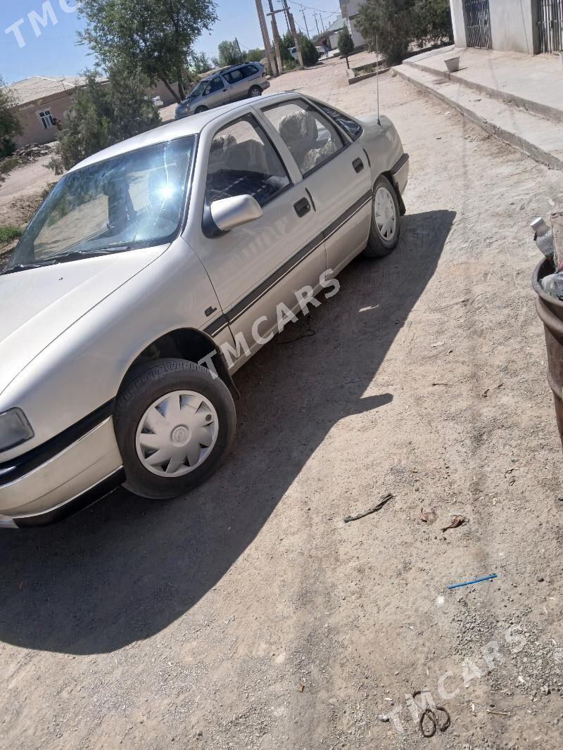 Opel Vectra 1992 - 38 000 TMT - Акдепе - img 4