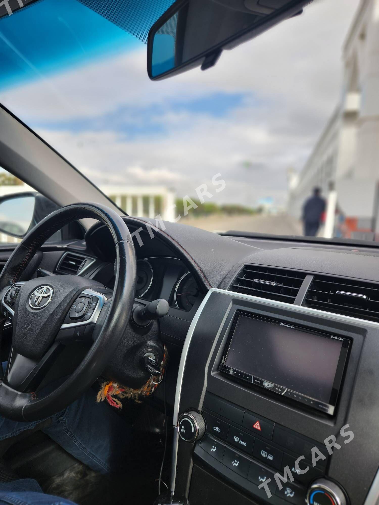 Toyota Camry 2017 - 300 000 TMT - Ашхабад - img 8