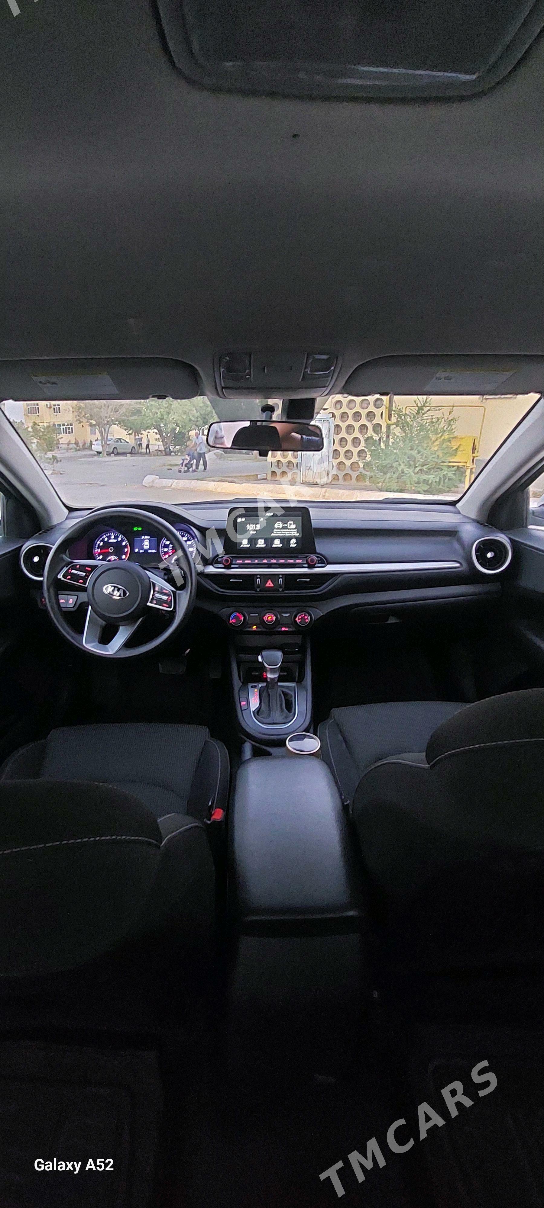 Kia Forte 2021 - 240 000 TMT - Бузмеин - img 8