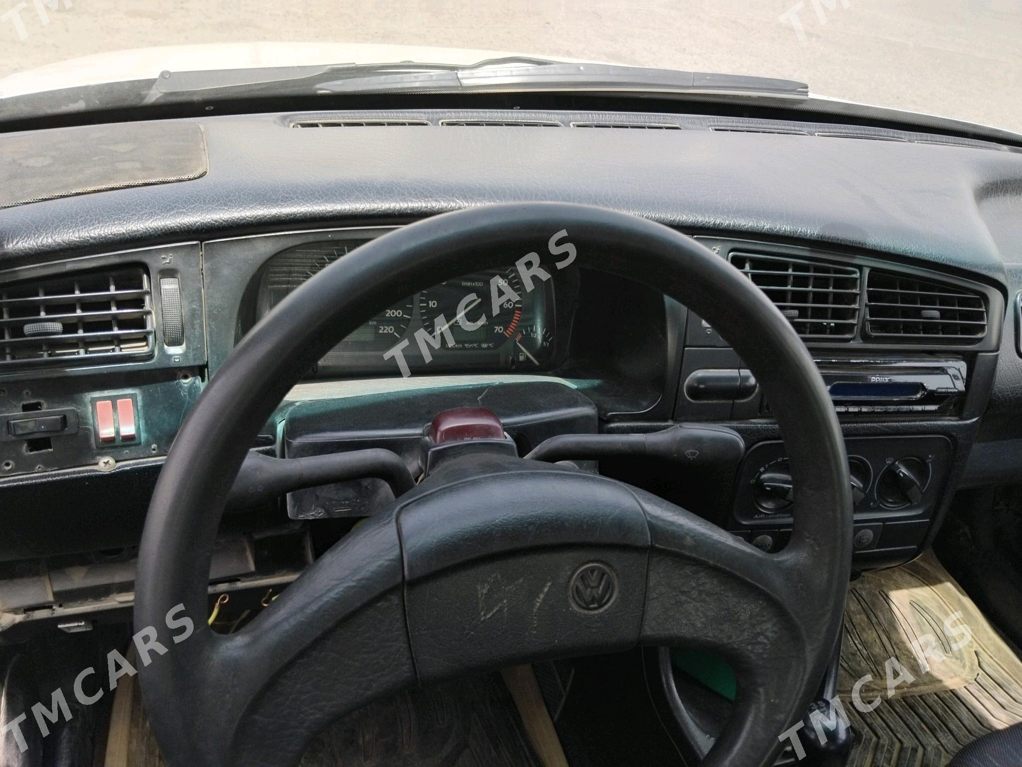 Volkswagen Amarok 1992 - 20 000 TMT - Kaka - img 5
