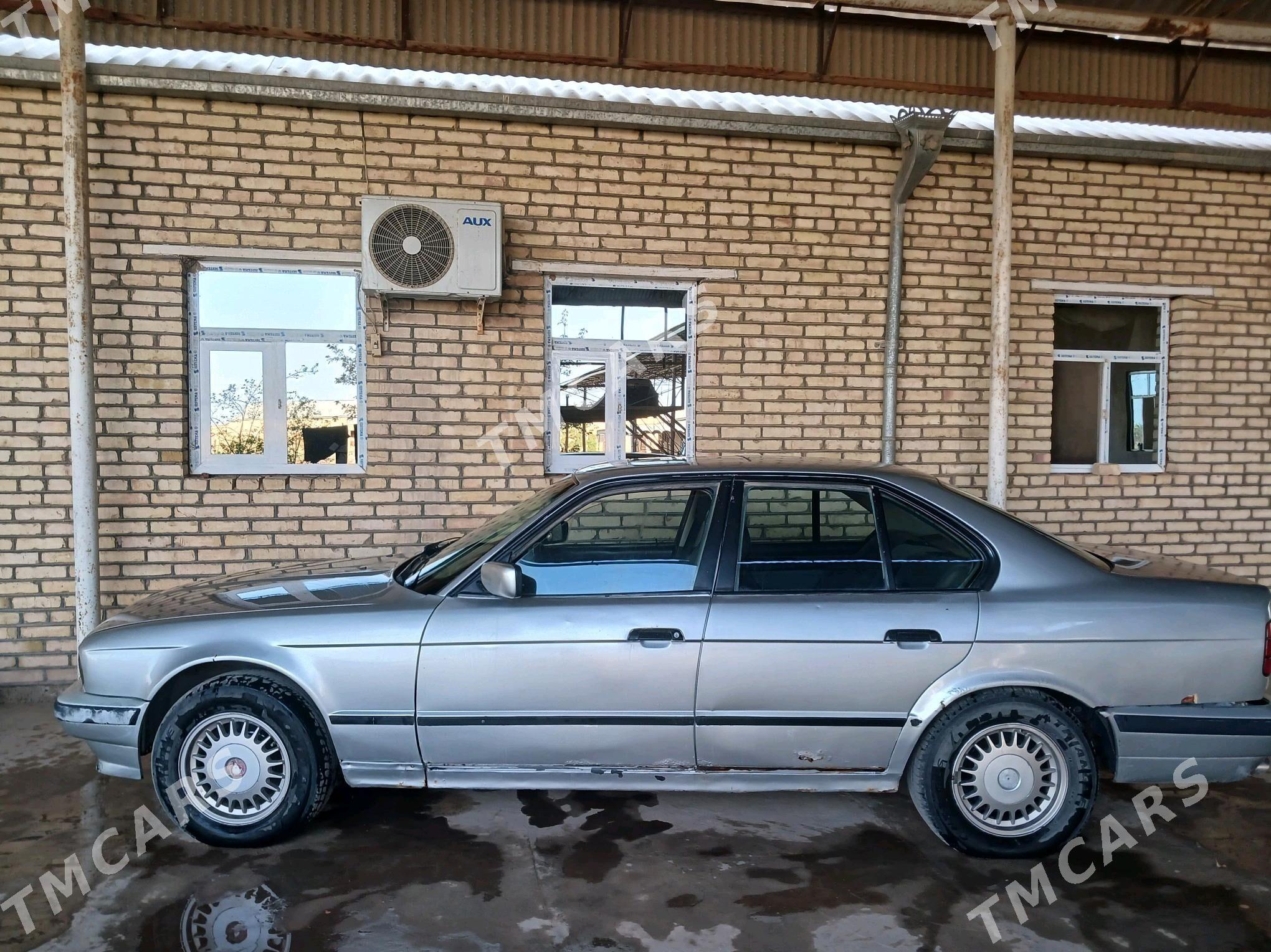 BMW 520 1992 - 50 000 TMT - Байрамали - img 2