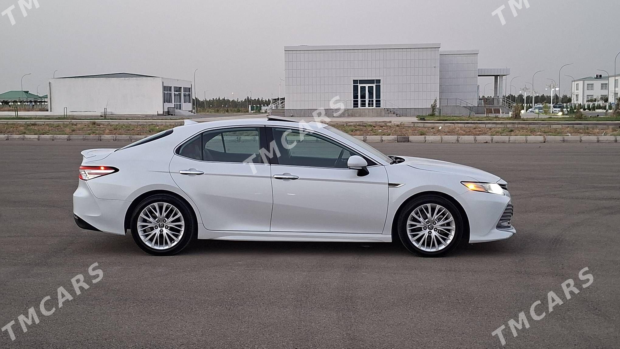 Toyota Camry 2019 - 320 000 TMT - Гёкдепе - img 3