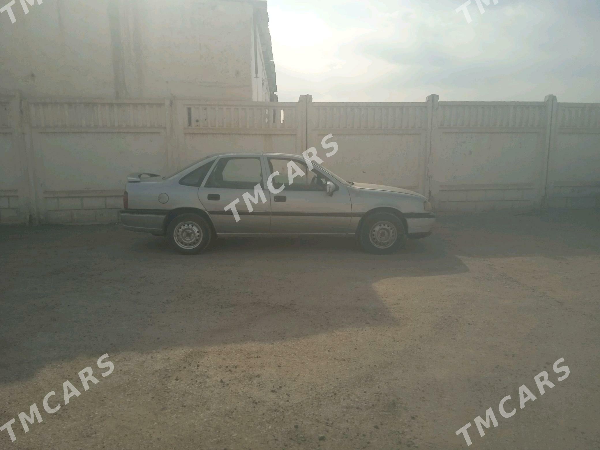 Opel Vectra 1993 - 34 000 TMT - Болдумсаз - img 5