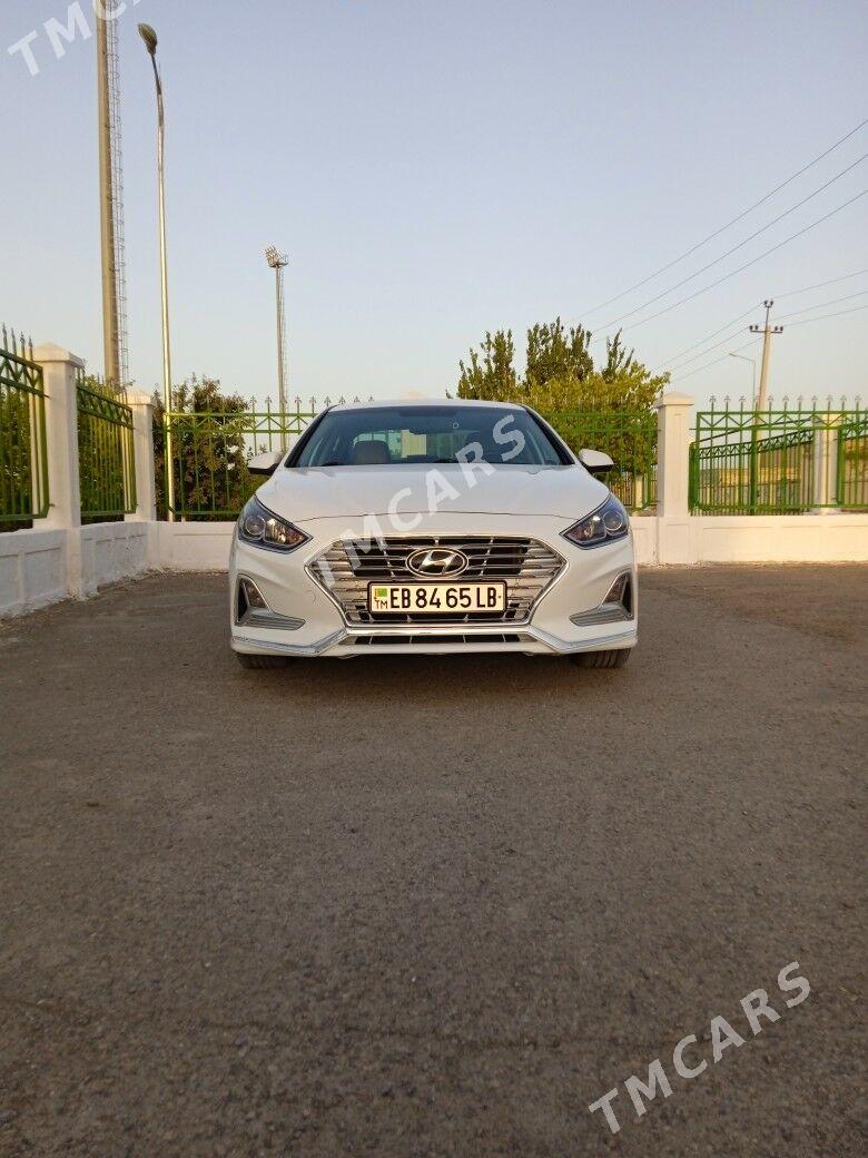 Hyundai Sonata 2018 - 220 000 TMT - Дянев - img 1