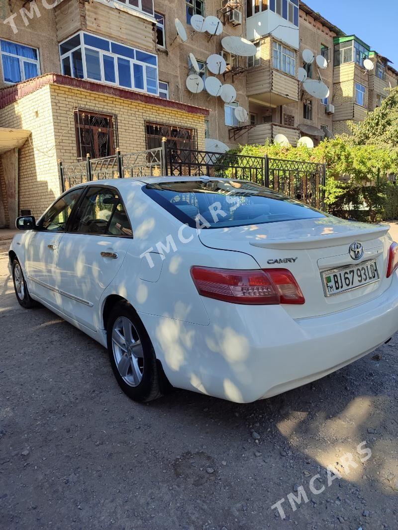 Toyota Camry 2010 - 130 000 TMT - Туркменабат - img 4