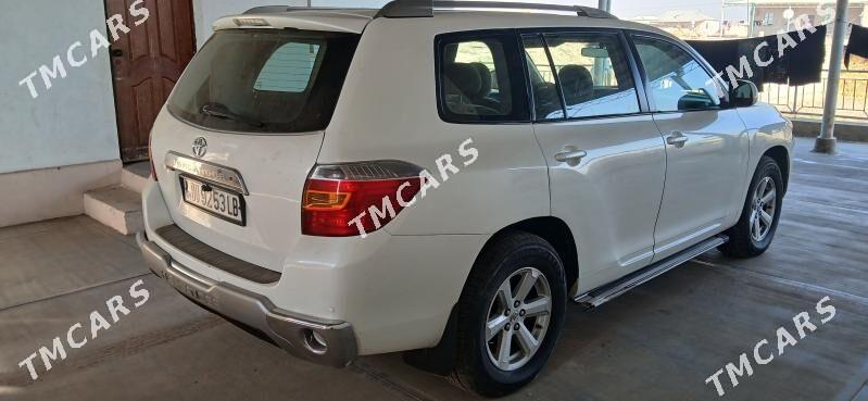 Toyota Highlander 2010 - 240 000 TMT - Halaç - img 4