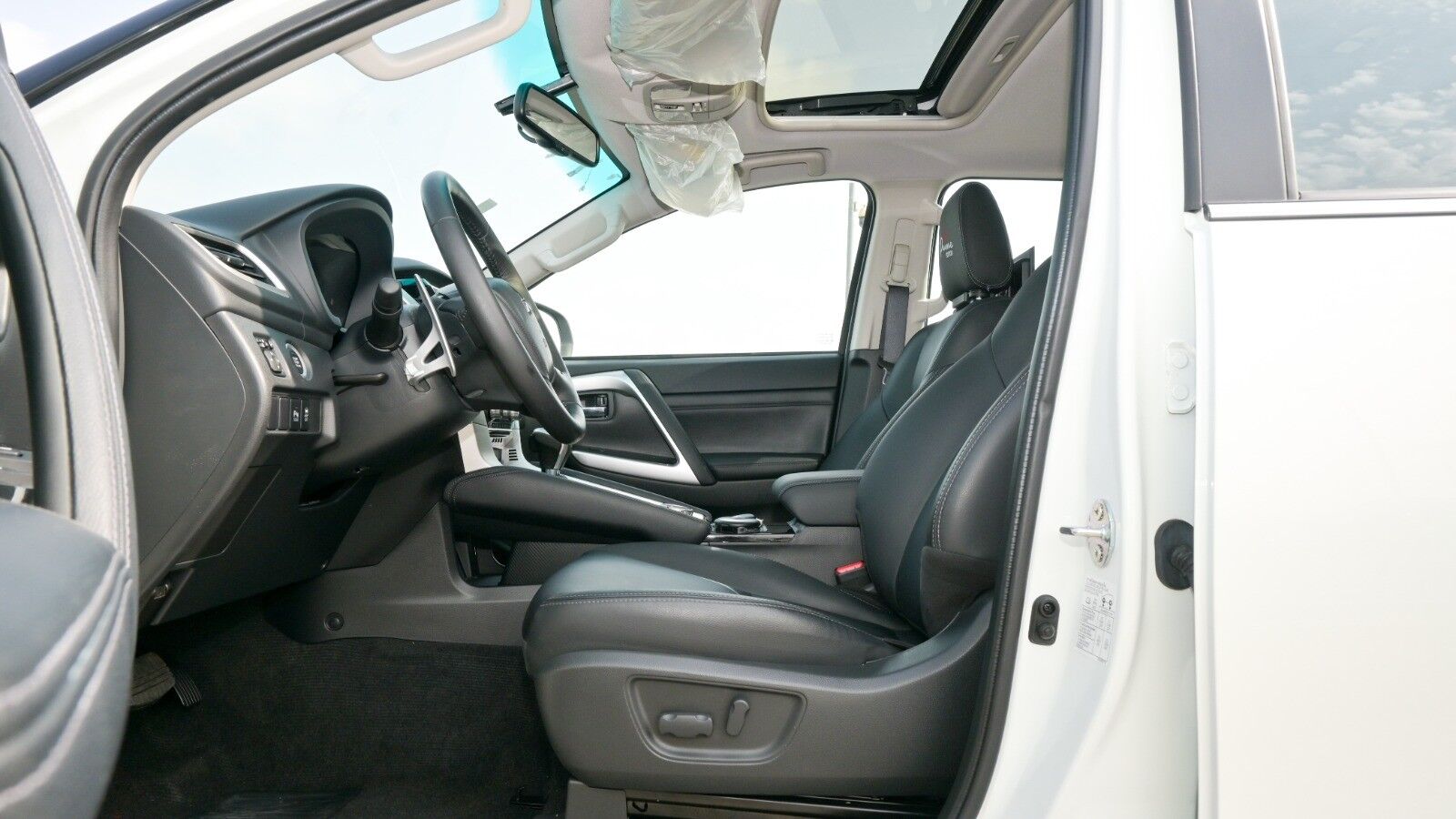 Mitsubishi Montero Sport 2024 - 520 000 TMT - Türkmenbaşy - img 8