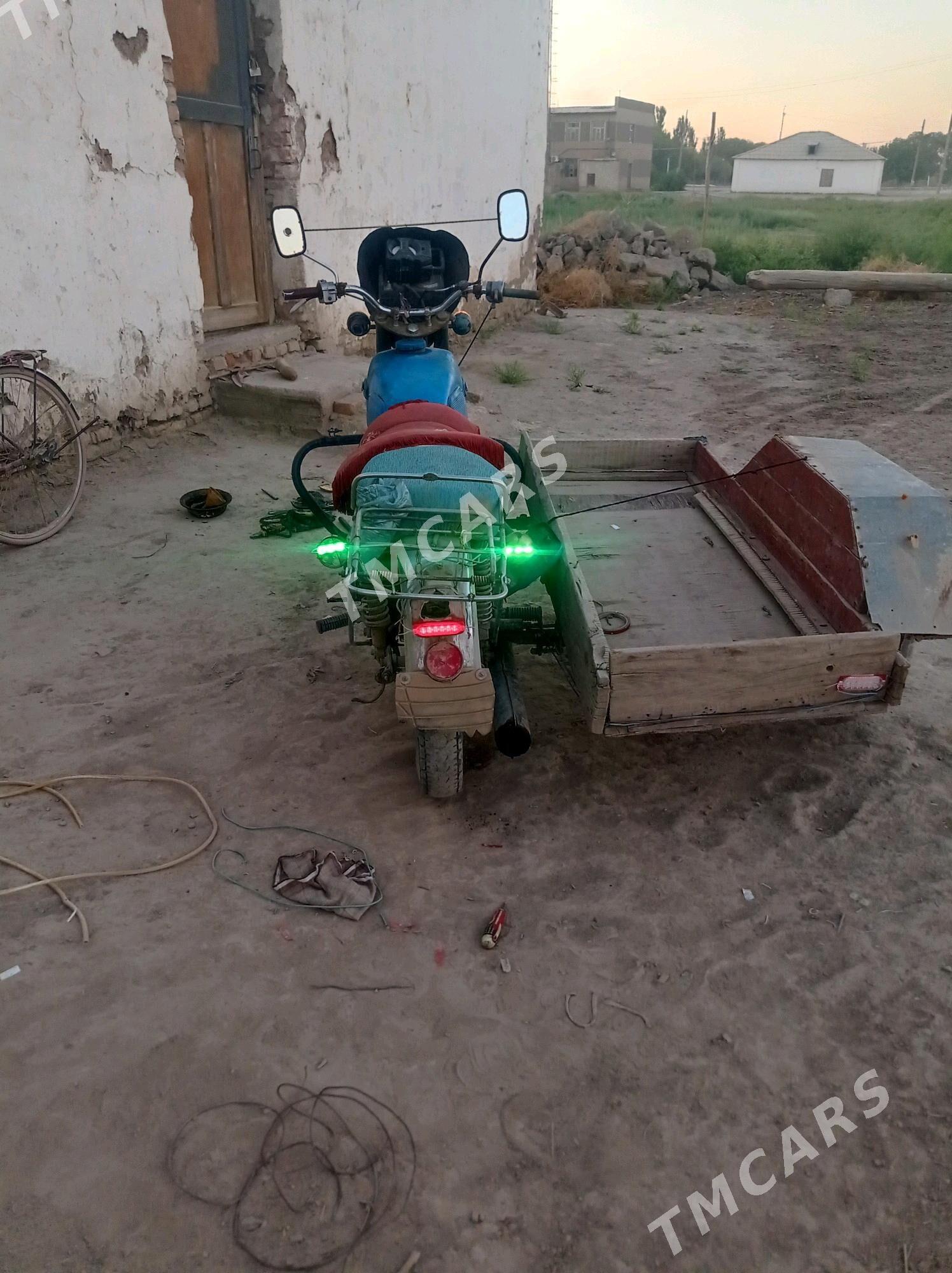Ural 4320 1989 - 10 000 TMT - Гурбансолтан Едже - img 3