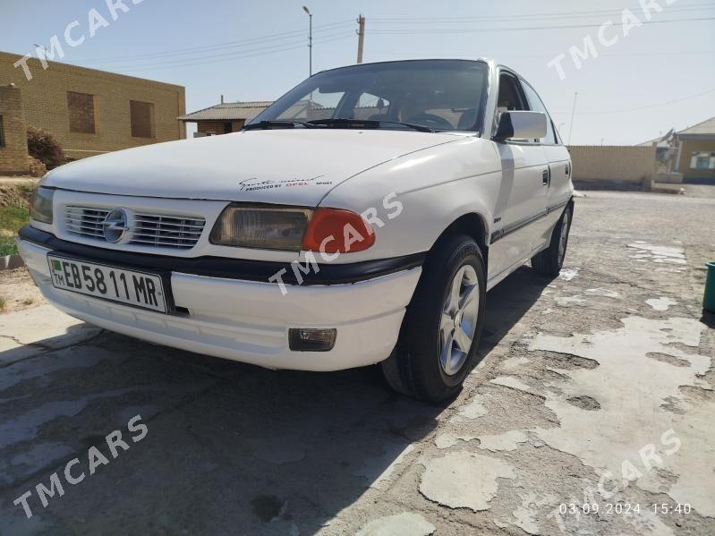 Opel Astra 1992 - 29 000 TMT - Мары - img 4