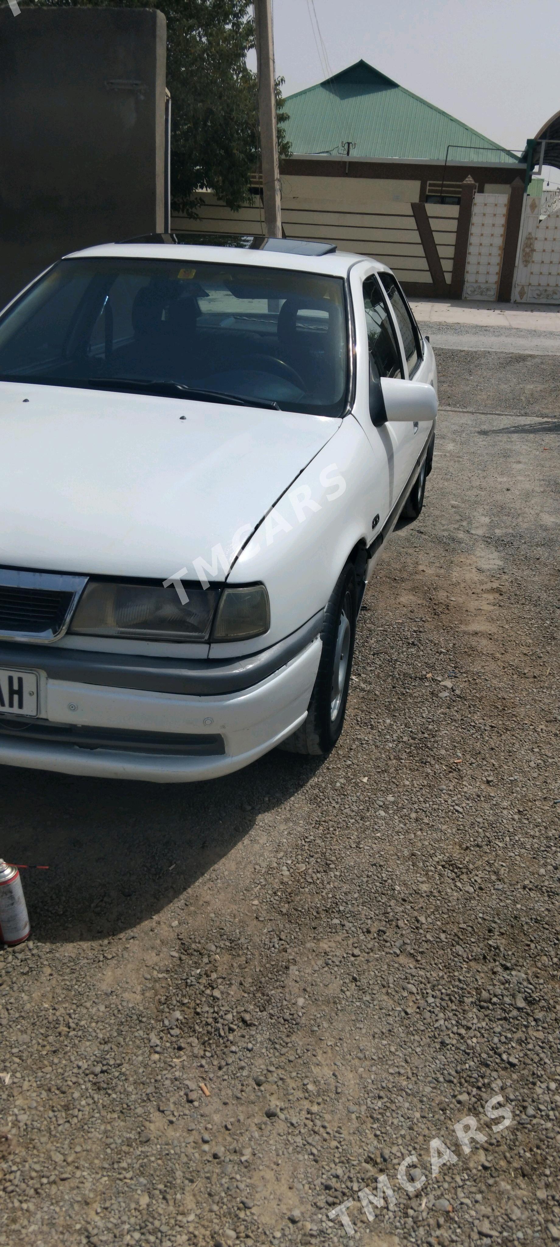 Opel Vectra 1994 - 25 000 TMT - Tejen - img 4