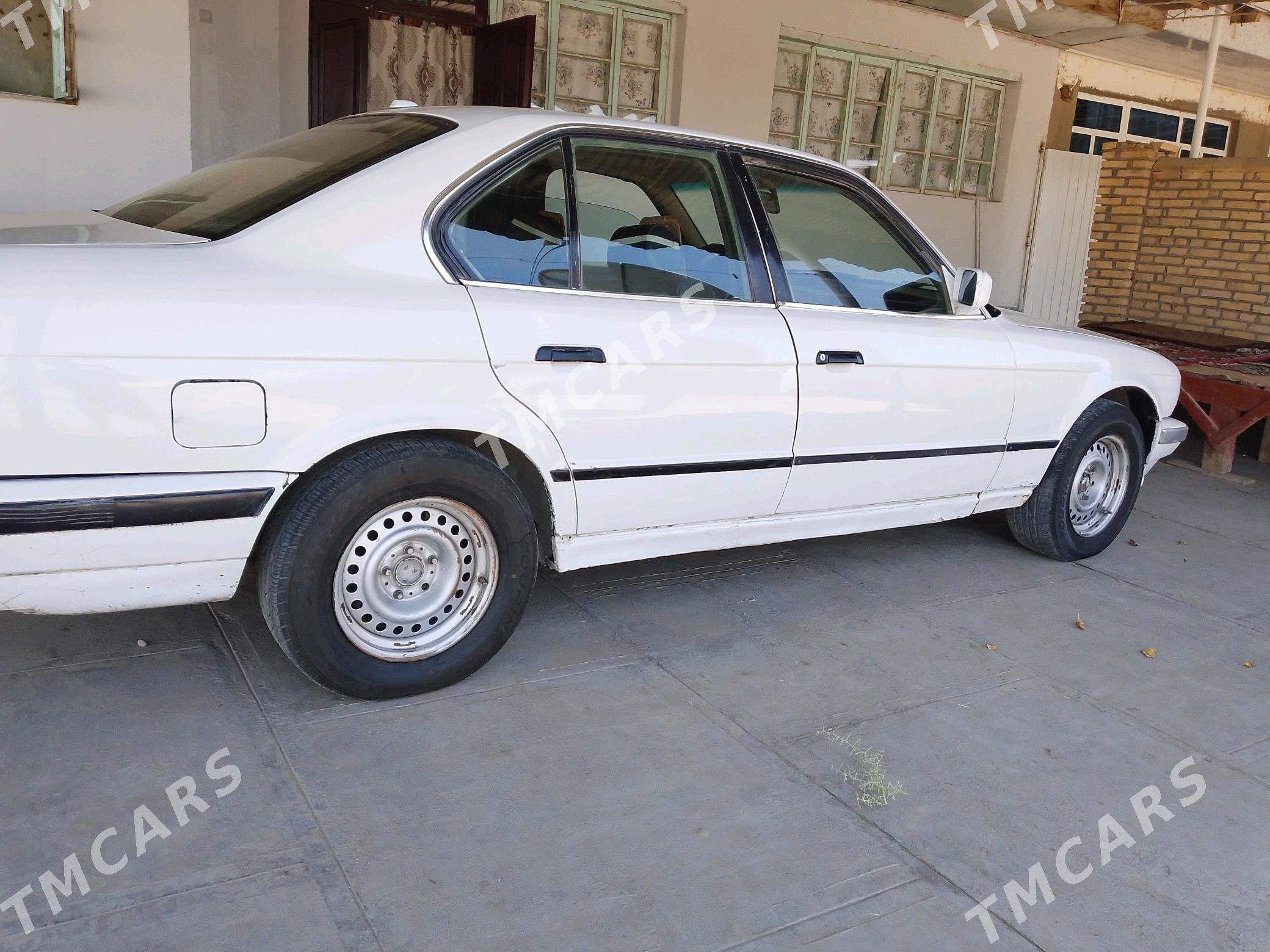 BMW 520 1991 - 60 000 TMT - Туркменгала - img 3