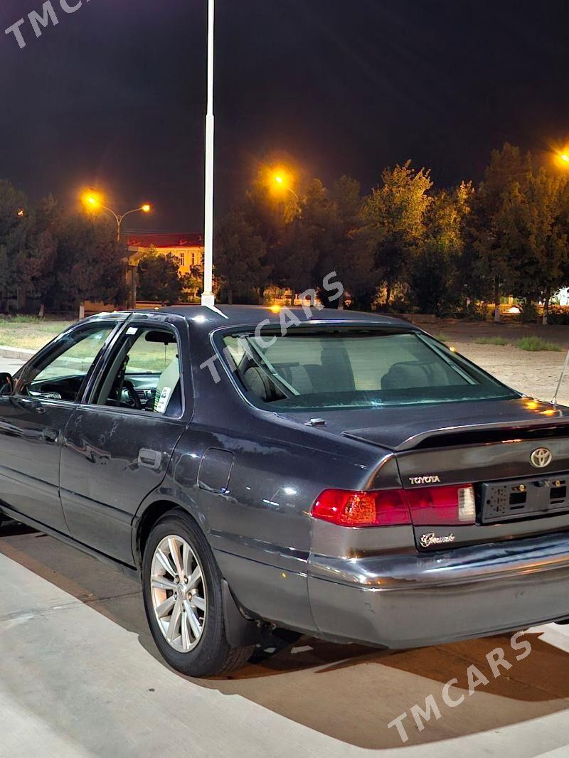 Toyota Camry 2001 - 155 000 TMT - Мары - img 5