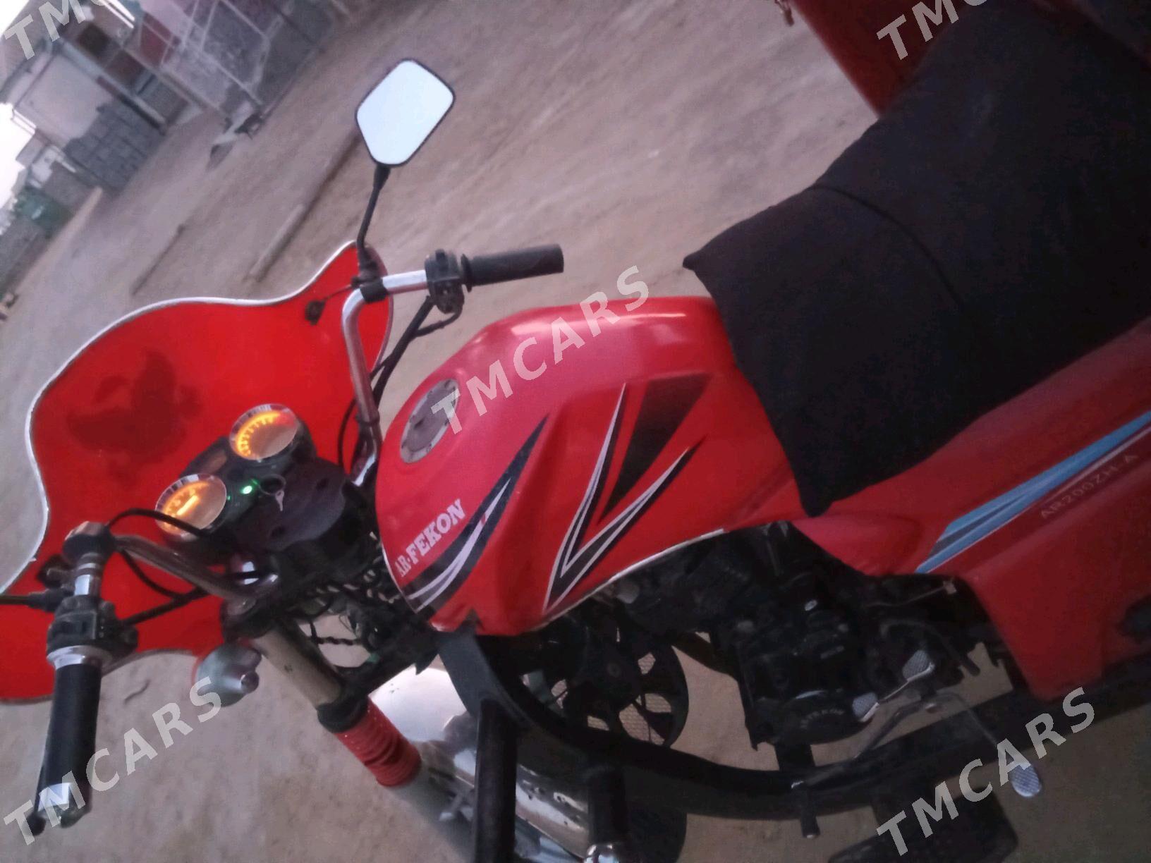 Fekon FK200-14G 2015 - 22 000 TMT - Эсенгулы - img 4