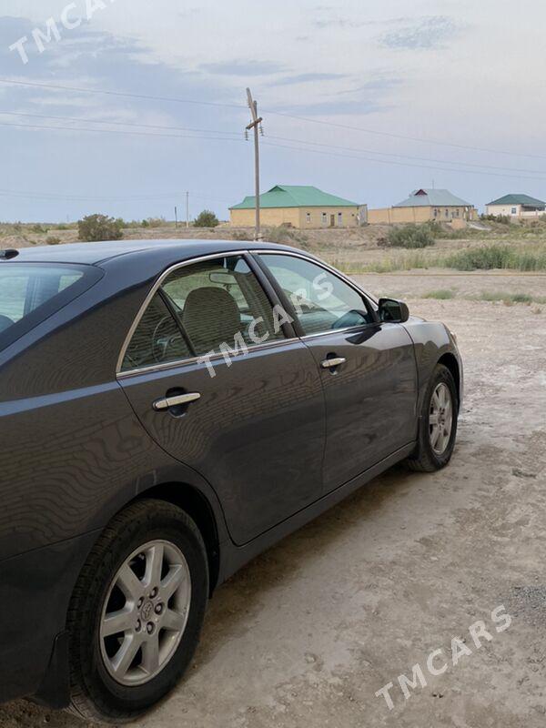 Toyota Camry 2011 - 185 000 TMT - Туркменабат - img 4