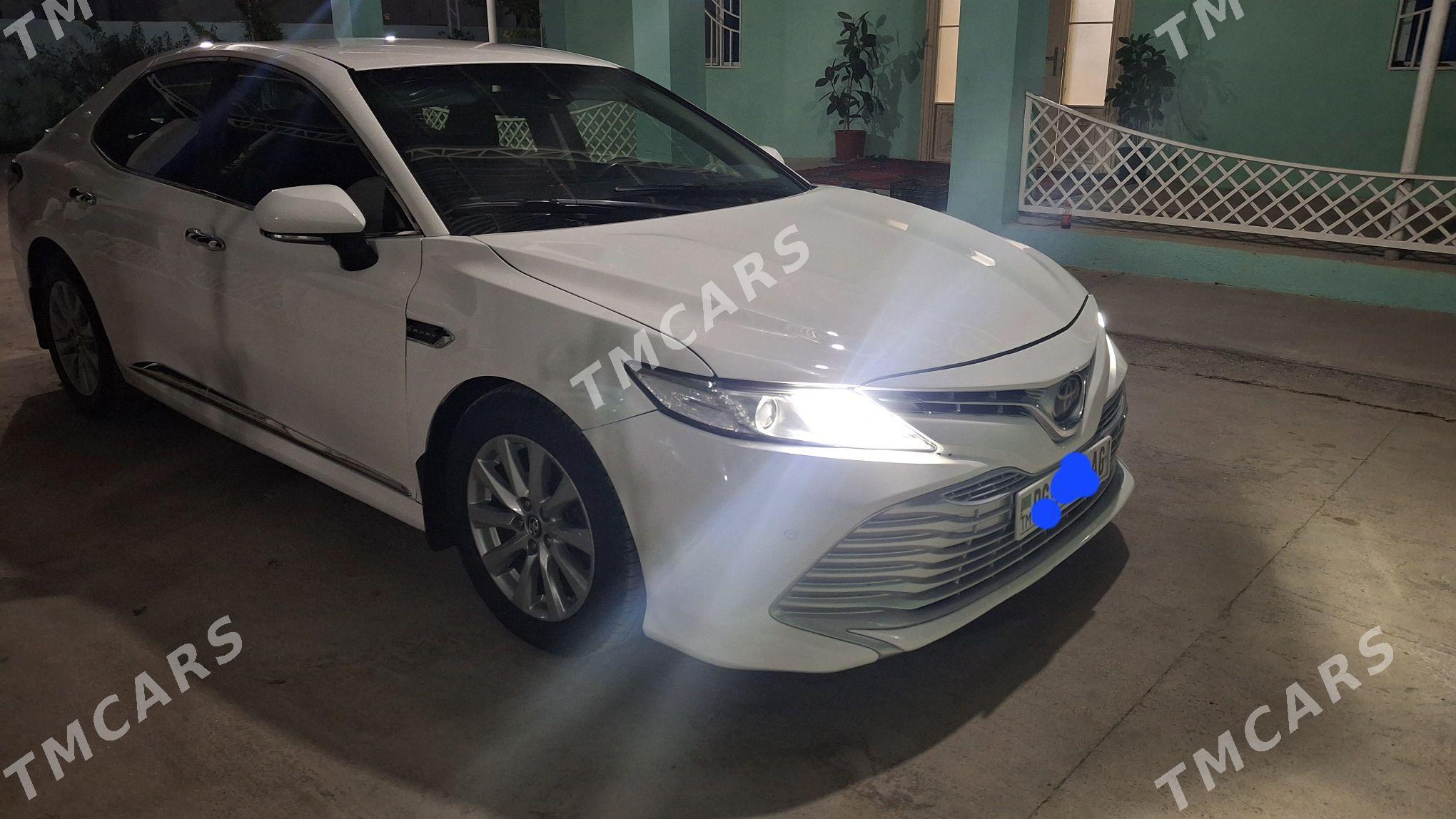 Toyota Camry 2018 - 330 000 TMT - Ашхабад - img 2